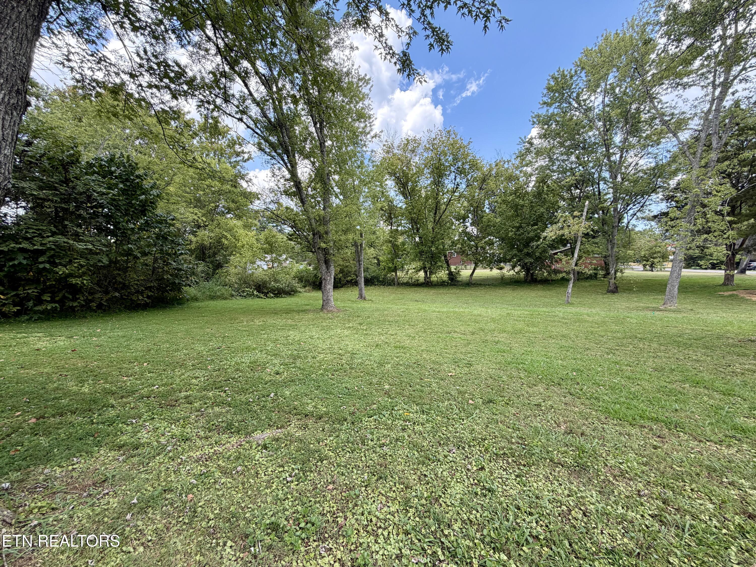 1427 Creekwood Drive Knoxville TN 37918