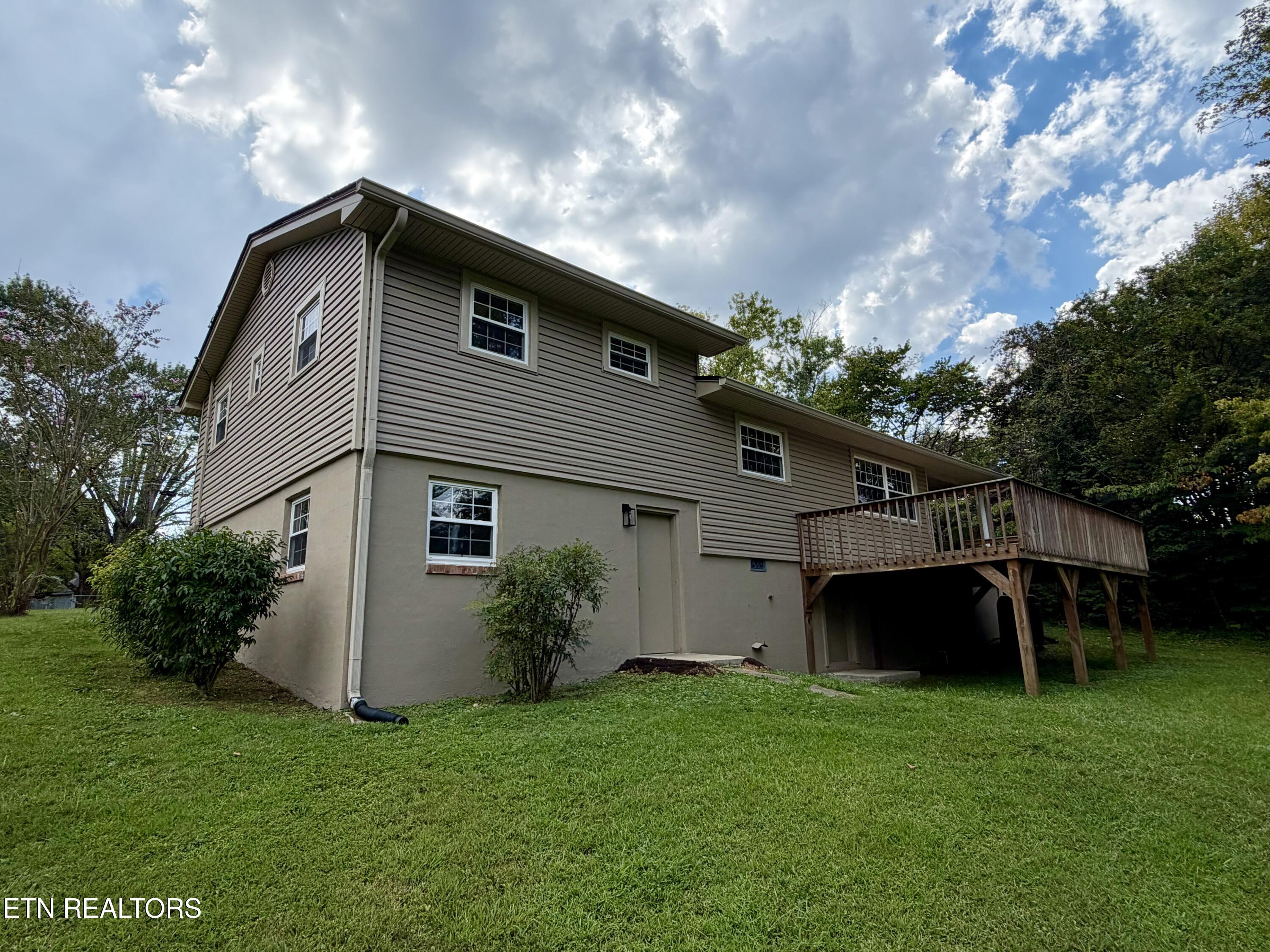 1427 Creekwood Drive Knoxville TN 37918