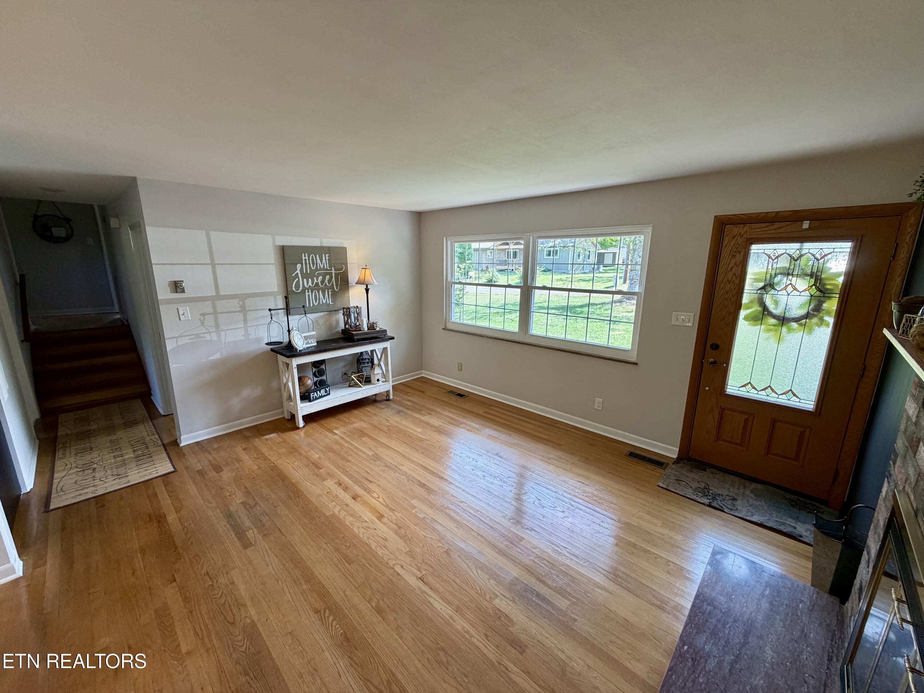 1427 Creekwood Drive Knoxville TN 37918