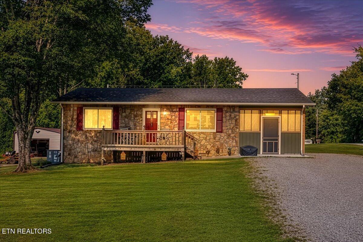 316 N Iowa Avenue Etowah TN 37331