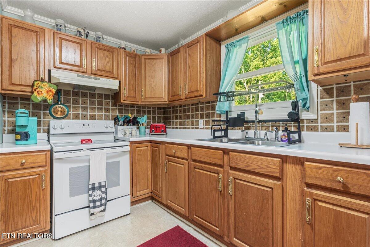 316 N Iowa Avenue Etowah TN 37331