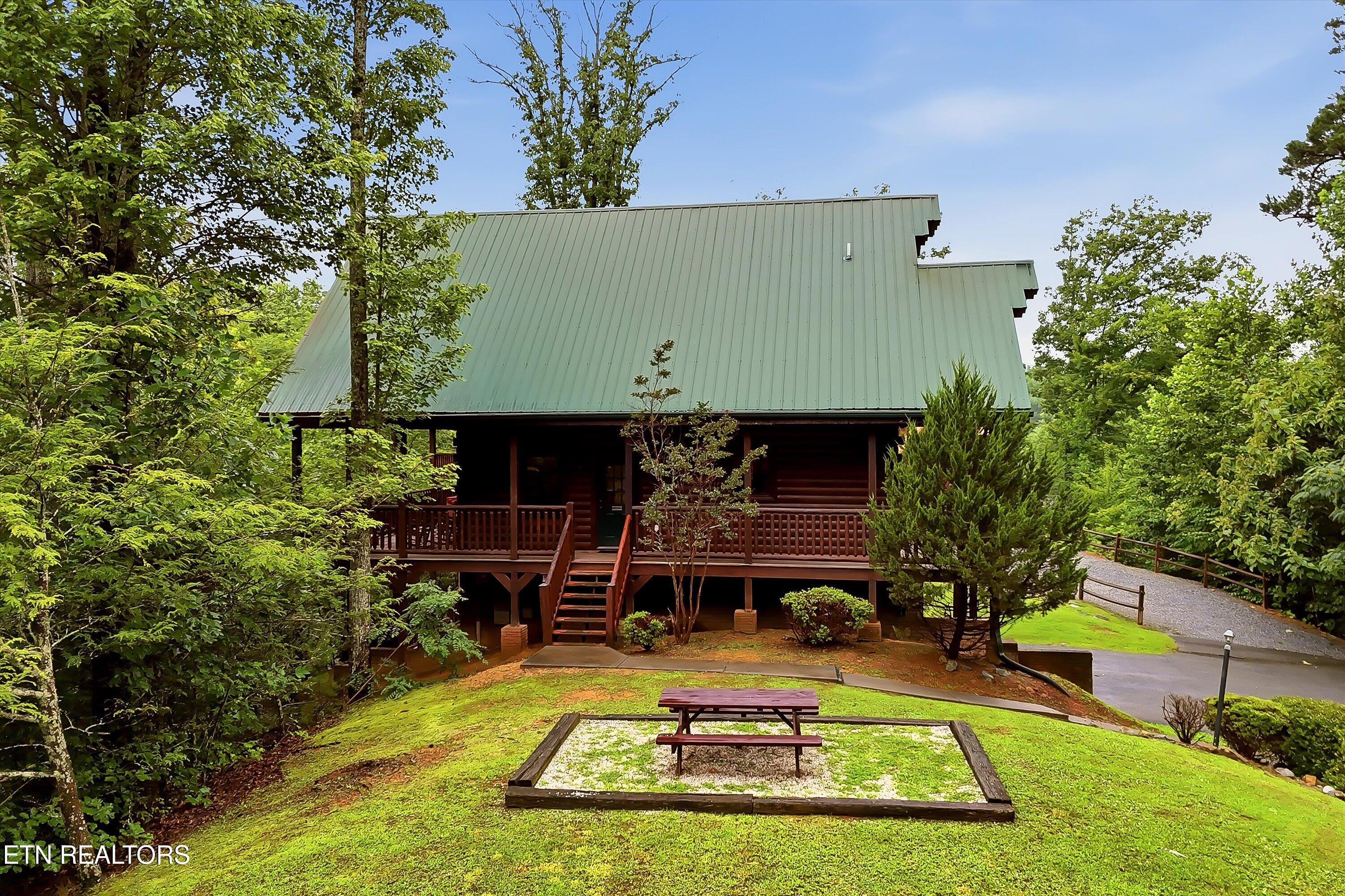 1742 Elk Springs Way Gatlinburg TN 37738