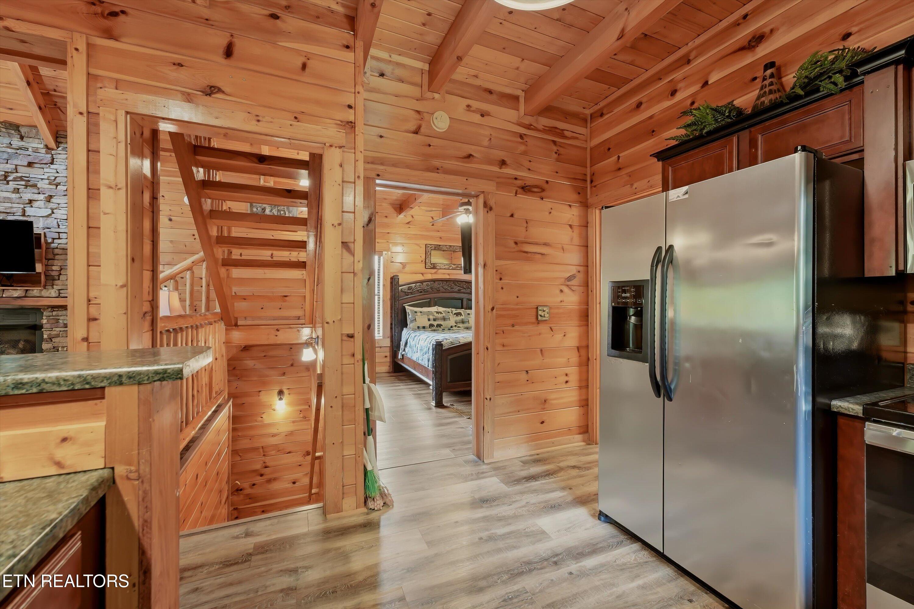 1742 Elk Springs Way Gatlinburg TN 37738