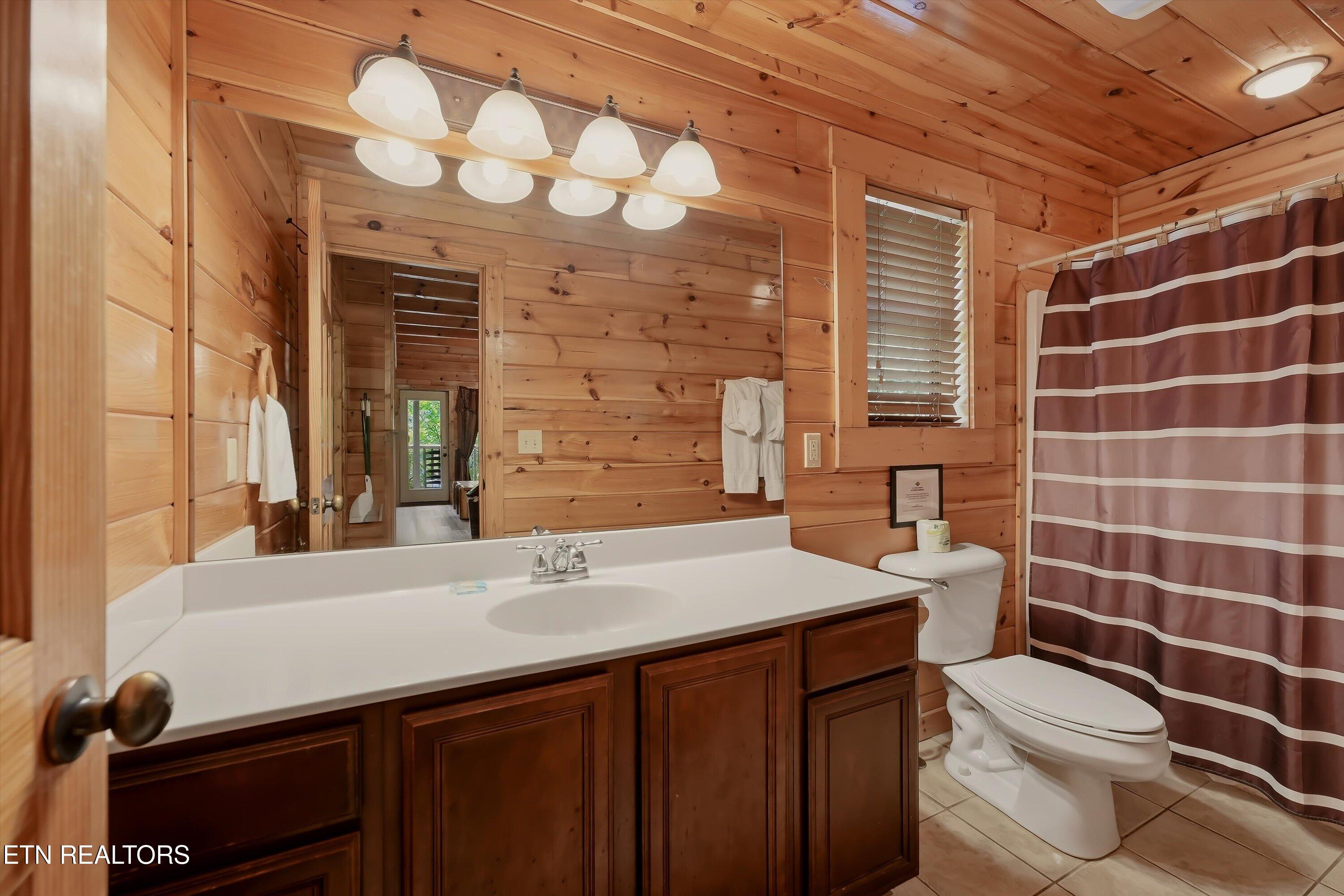 1742 Elk Springs Way Gatlinburg TN 37738
