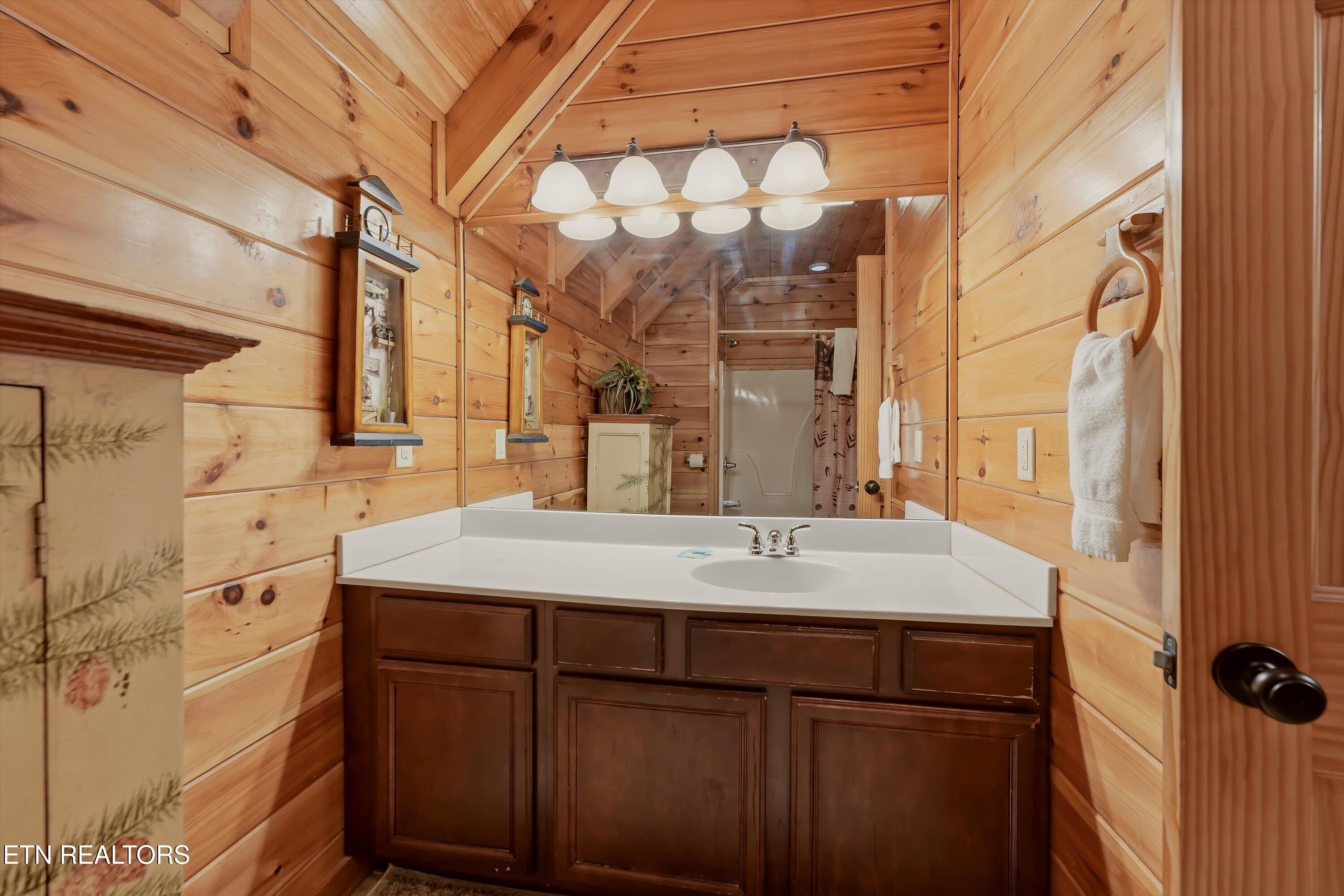 1742 Elk Springs Way Gatlinburg TN 37738