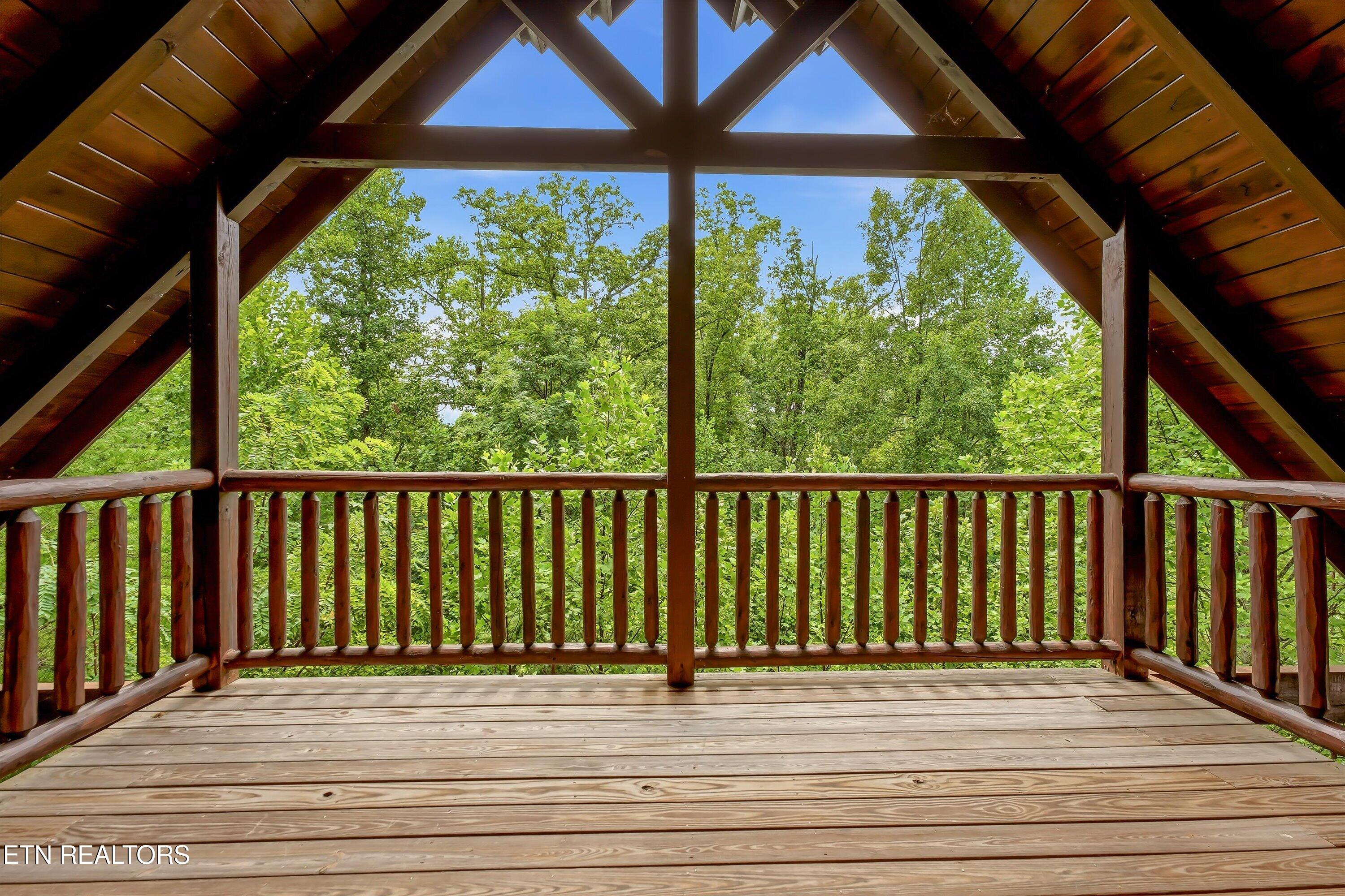 1742 Elk Springs Way Gatlinburg TN 37738