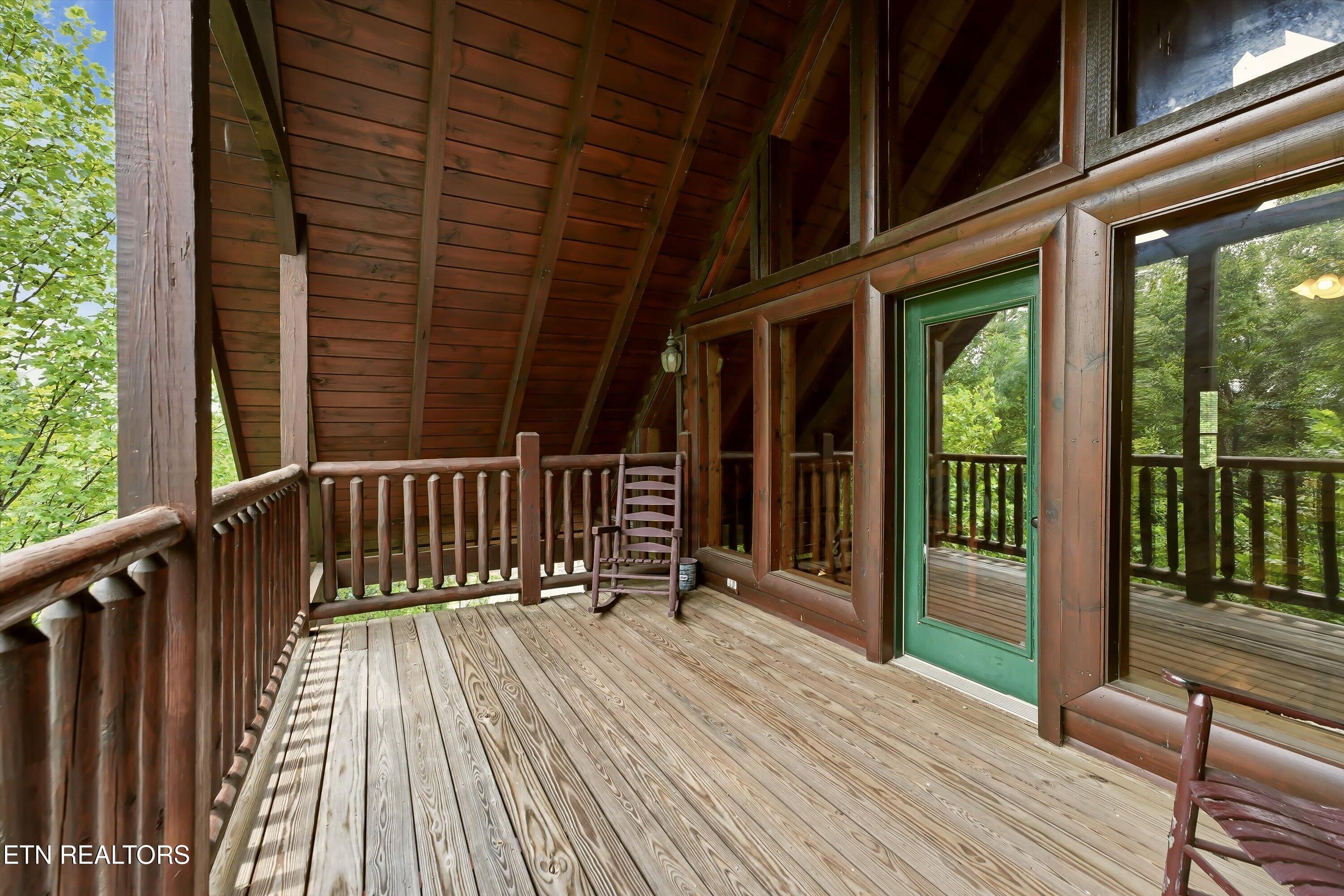1742 Elk Springs Way Gatlinburg TN 37738