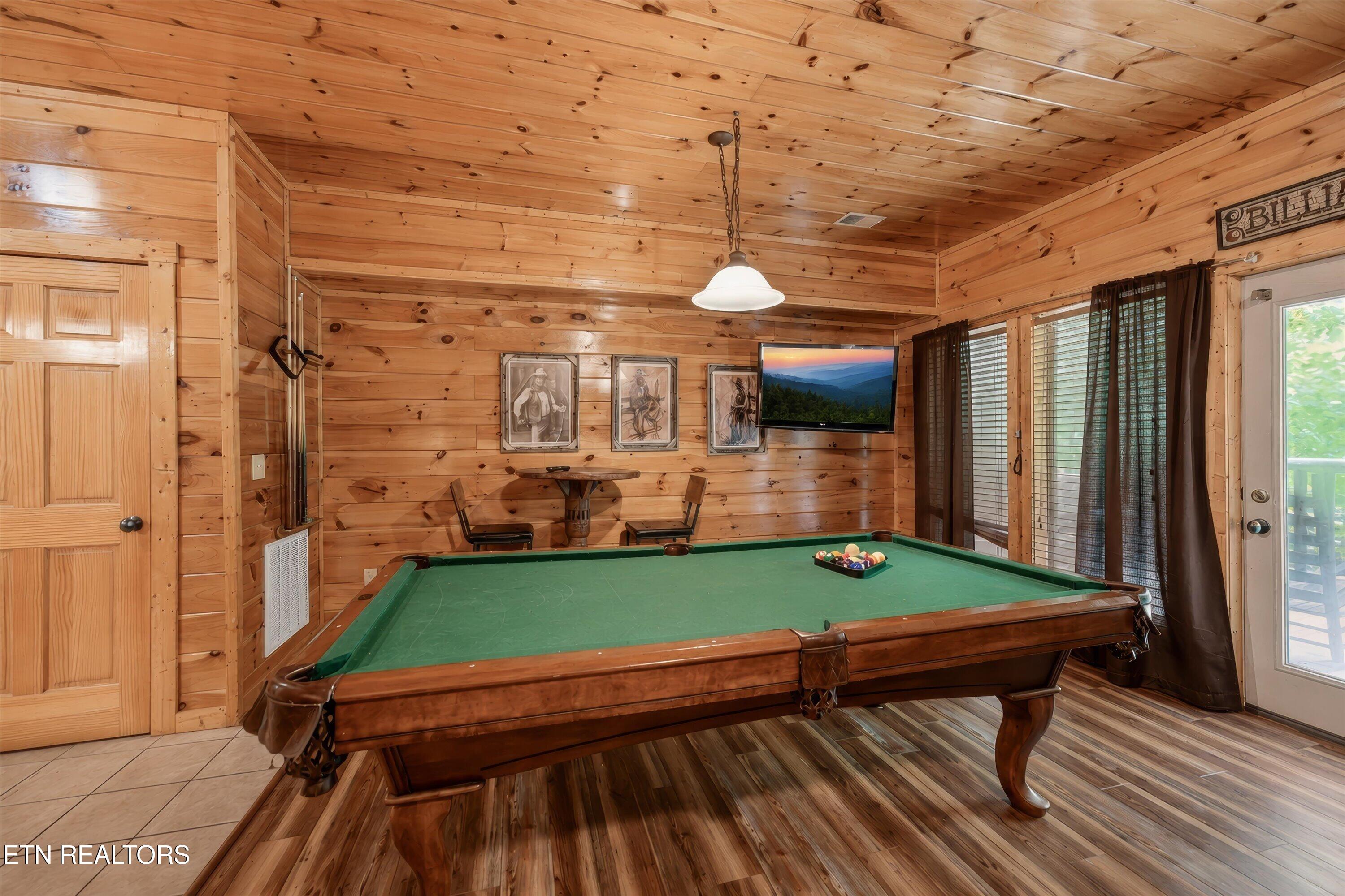 1742 Elk Springs Way Gatlinburg TN 37738