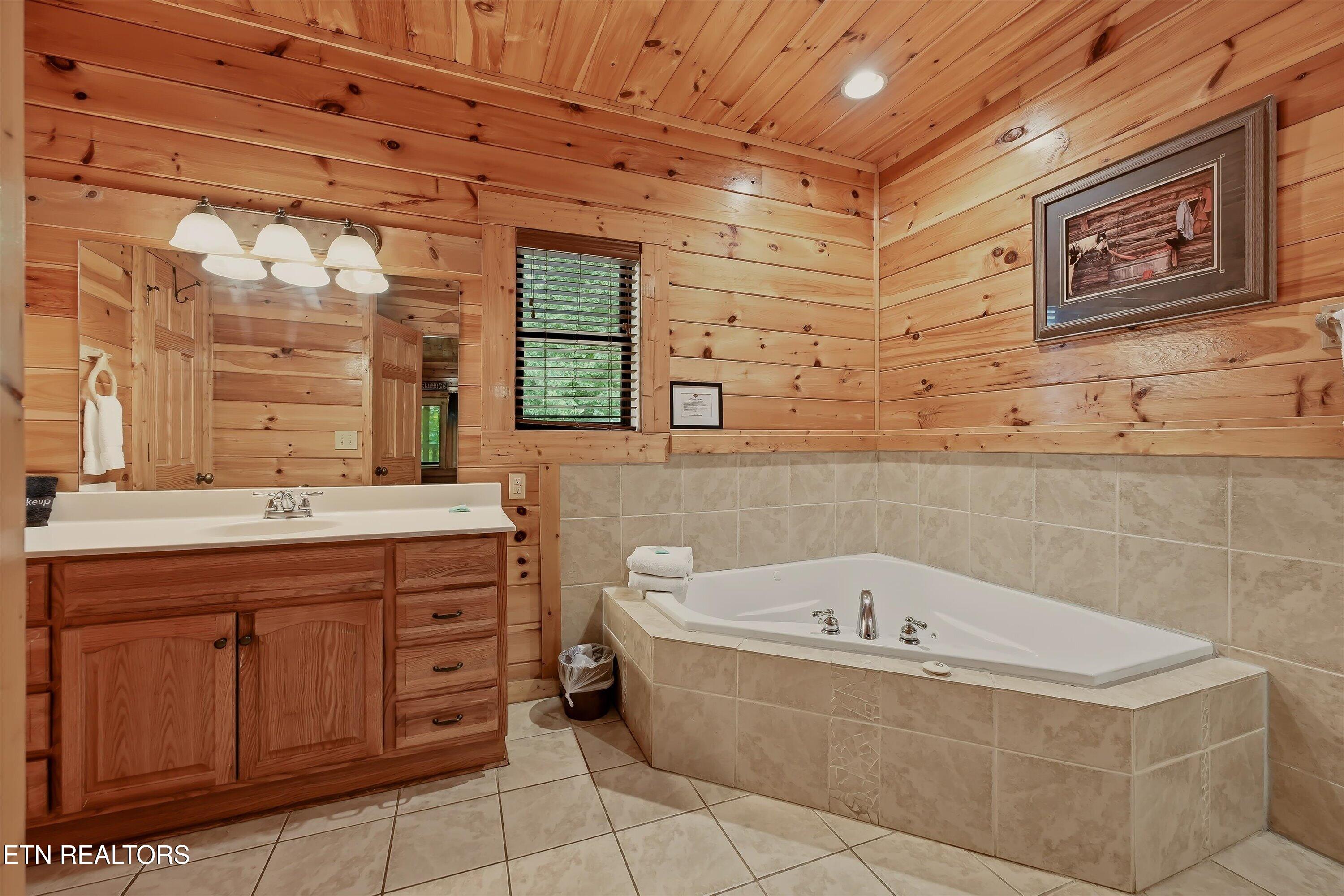 1742 Elk Springs Way Gatlinburg TN 37738