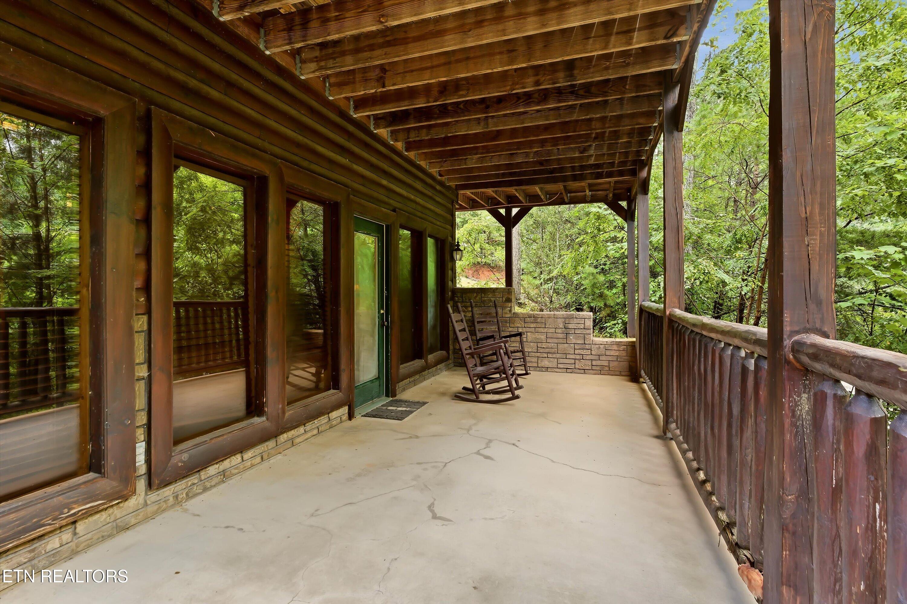 1742 Elk Springs Way Gatlinburg TN 37738