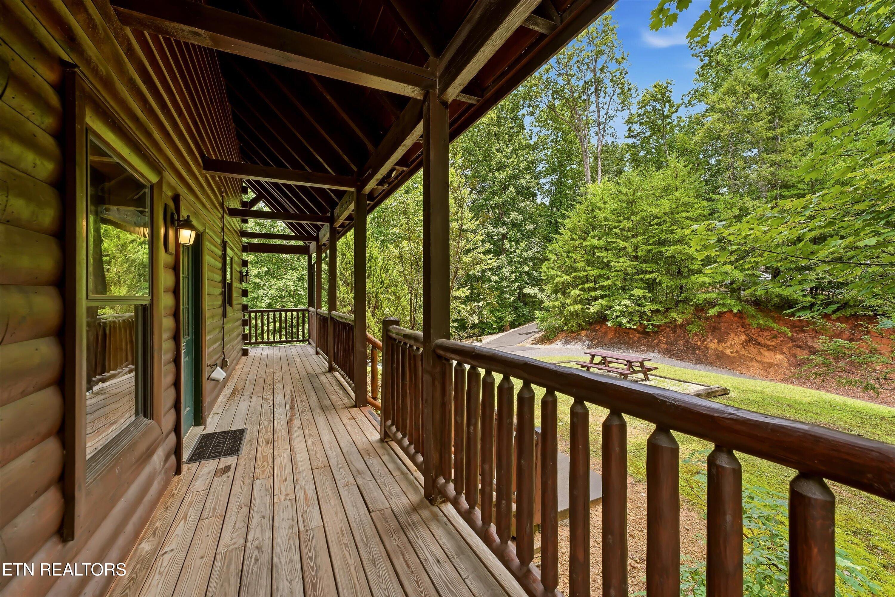 1742 Elk Springs Way Gatlinburg TN 37738