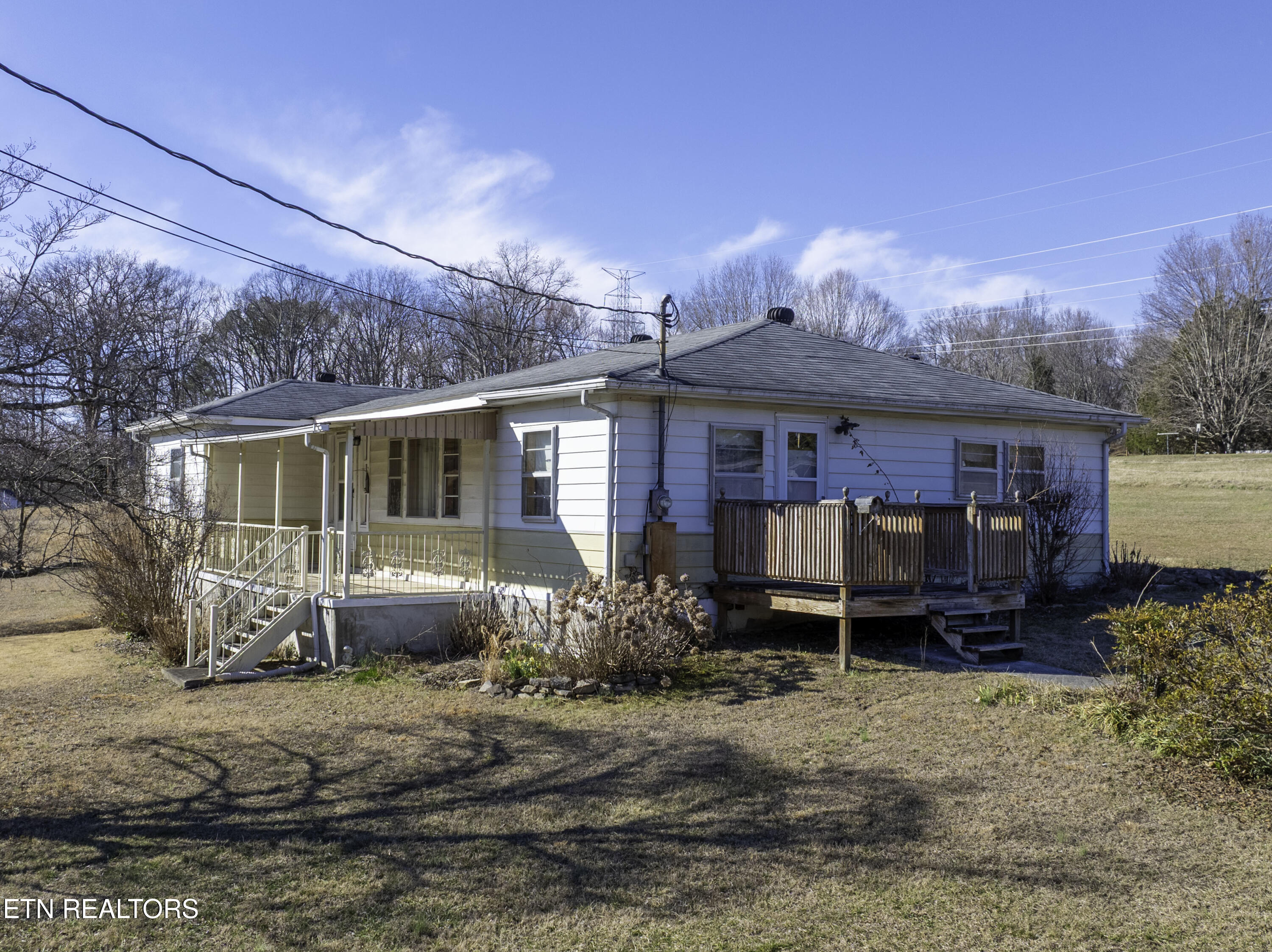 6314 Maloneyville Road Corryton TN 37721