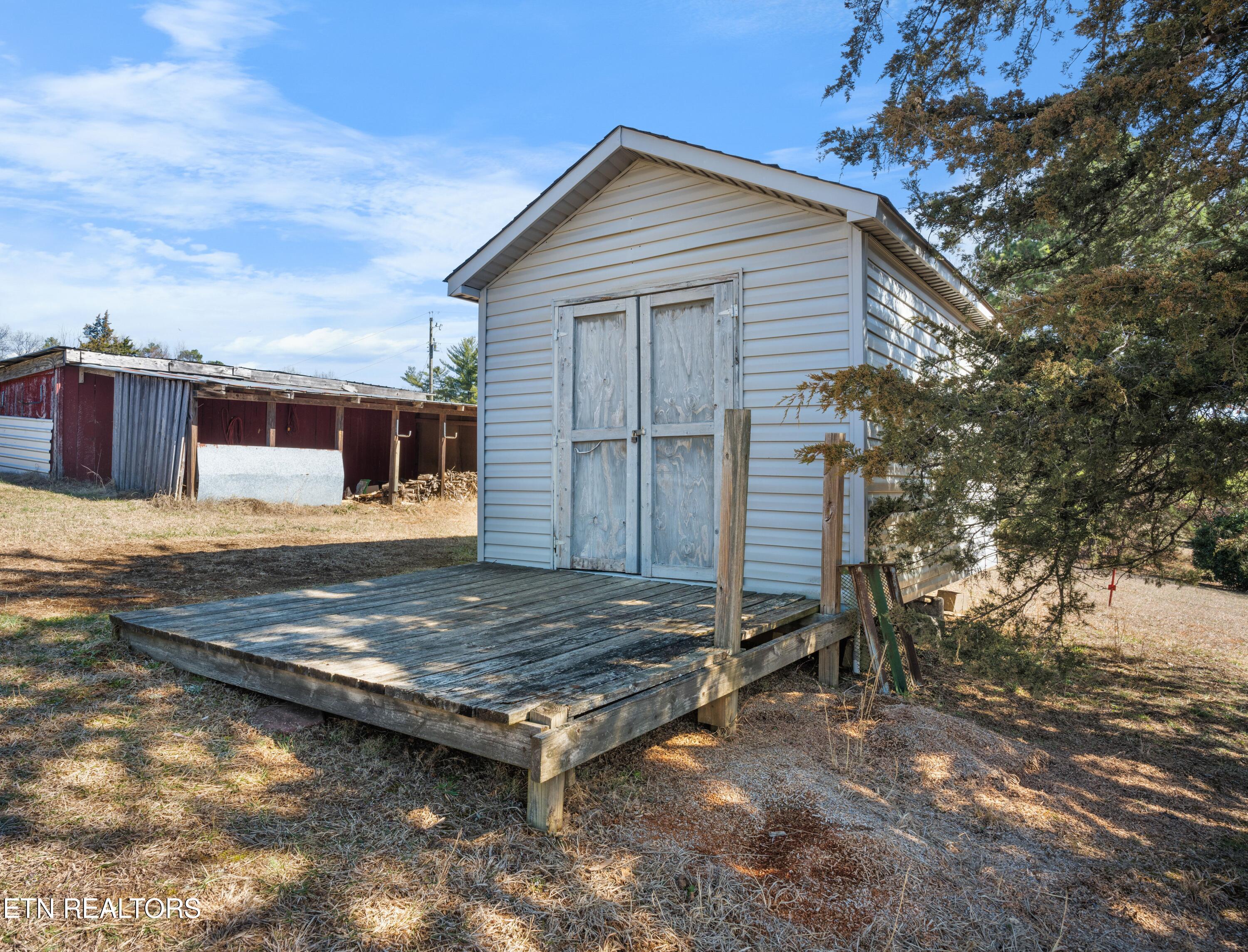 6314 Maloneyville Road Corryton TN 37721