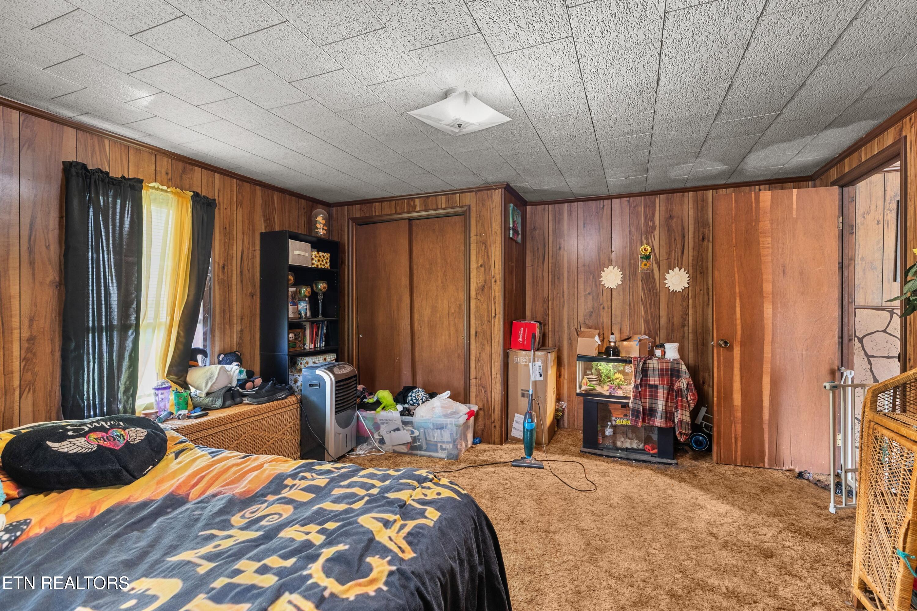 555 Poplar Avenue Jellico TN 37762