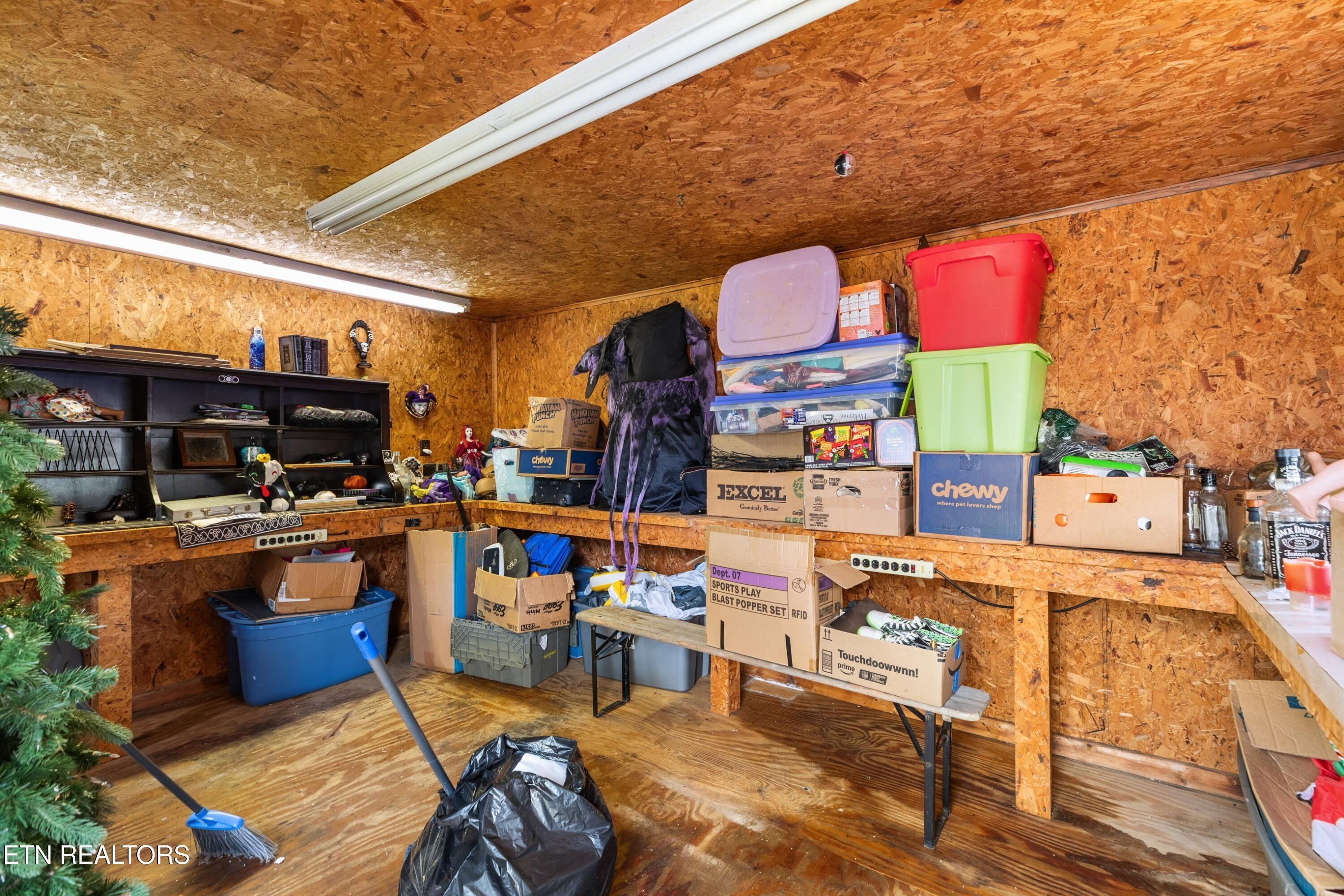 555 Poplar Avenue Jellico TN 37762