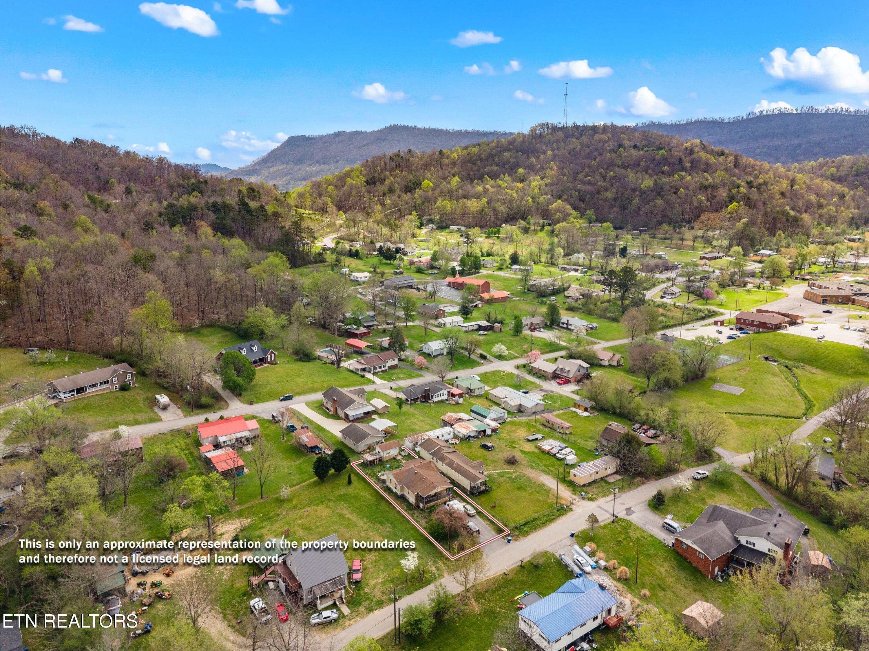 555 Poplar Avenue Jellico TN 37762