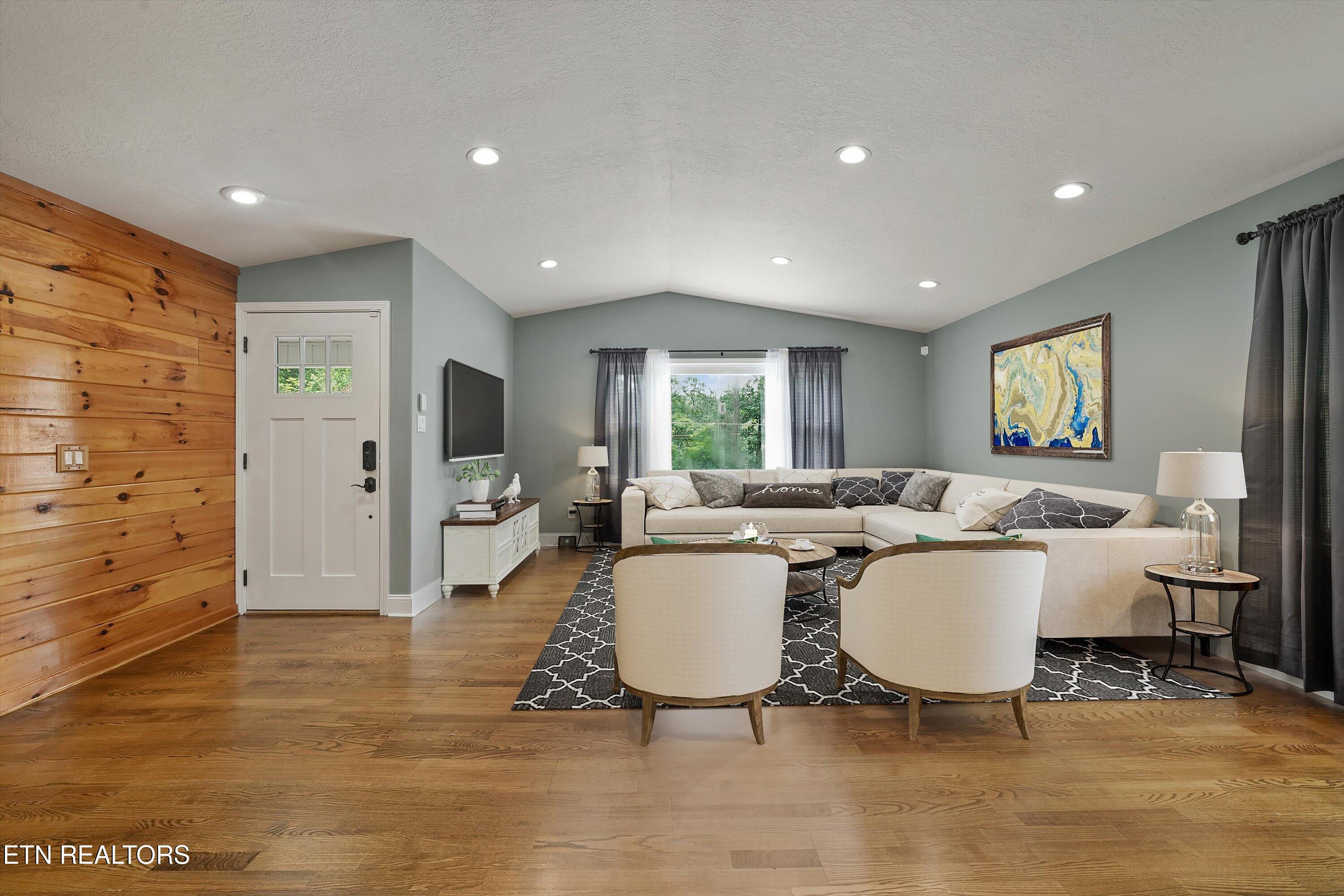 79 Reservoir Road Norris TN 37828
