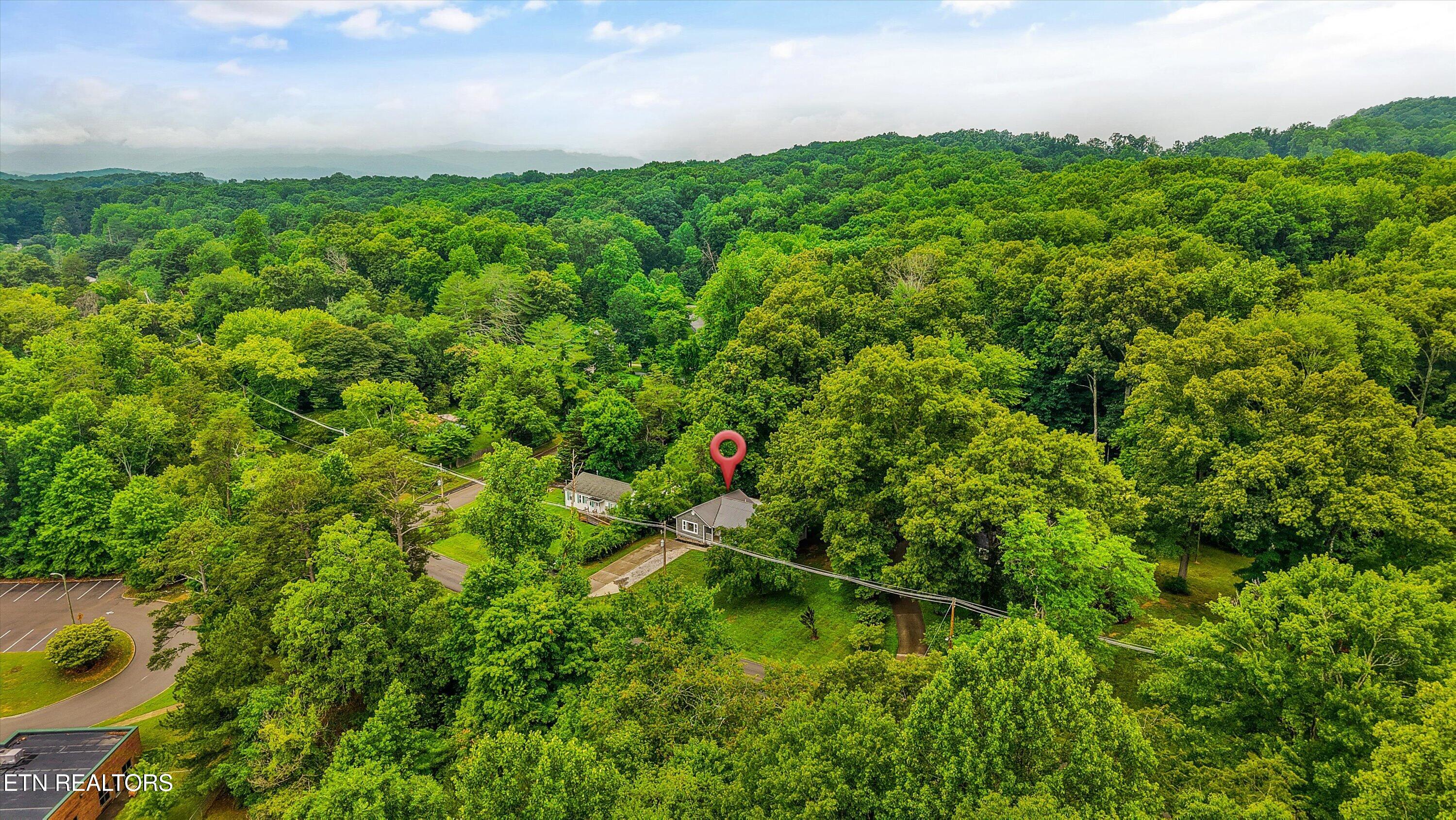 79 Reservoir Road Norris TN 37828