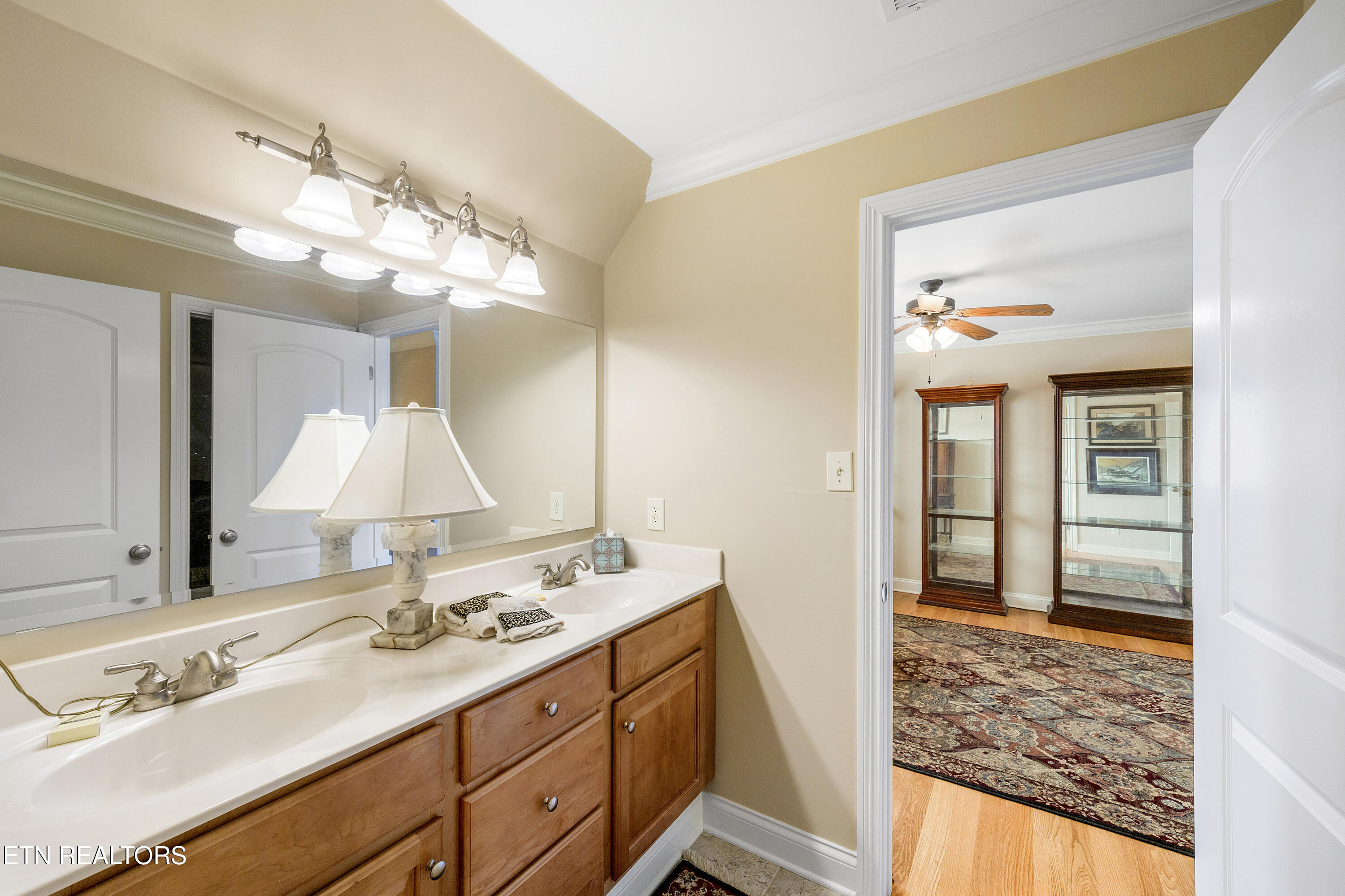 842 Prince George Parish Drive Knoxville TN 37934