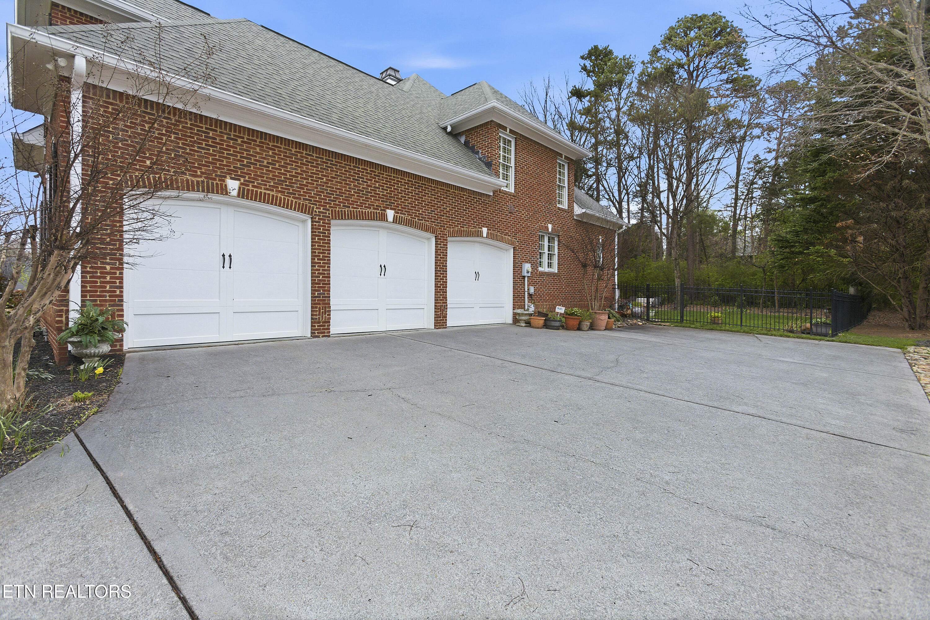 842 Prince George Parish Drive Knoxville TN 37934