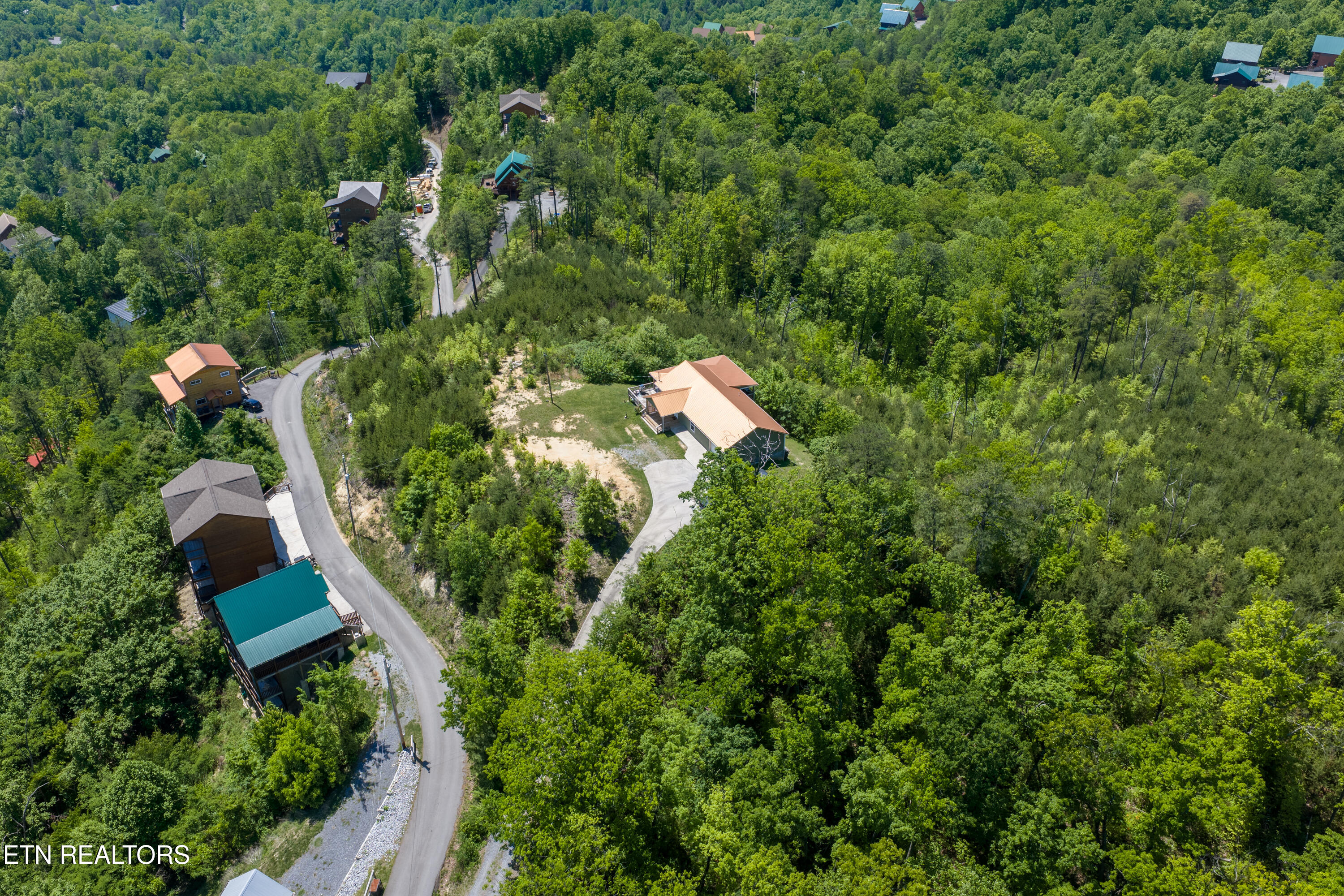 1981 Fox View Lane Sevierville TN 37876