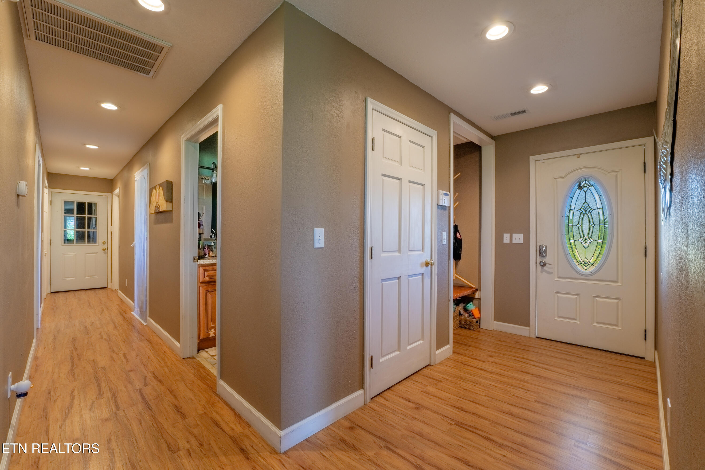 1981 Fox View Lane Sevierville TN 37876