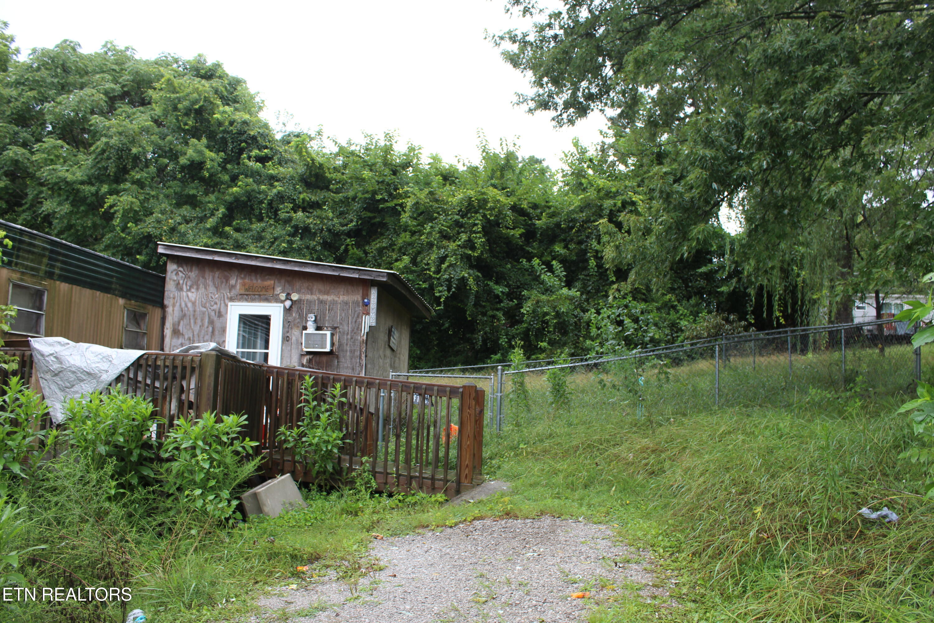 710 W Hemlock Street Lafollette TN 37766
