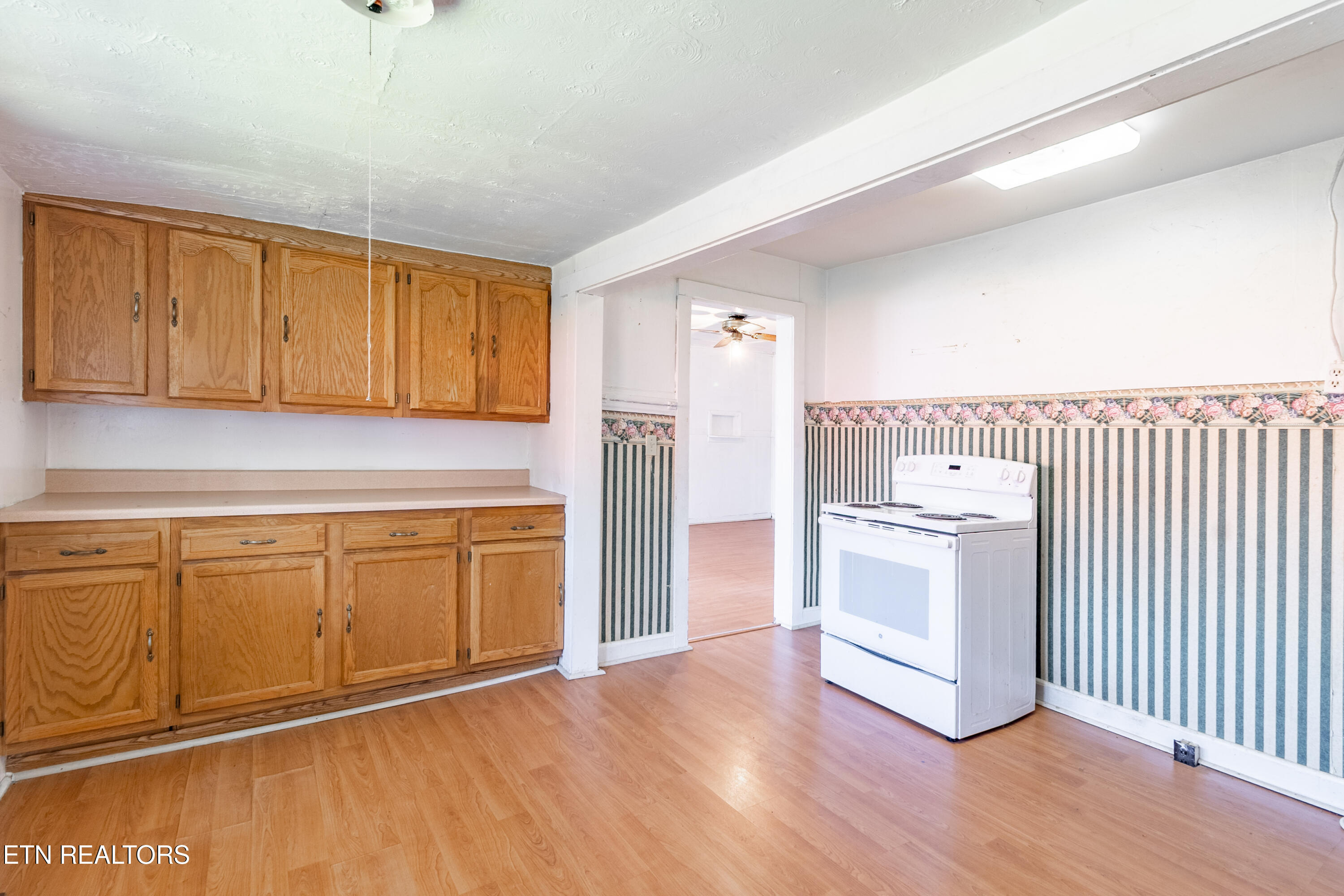 1812 Brook Avenue Maryville TN 37801