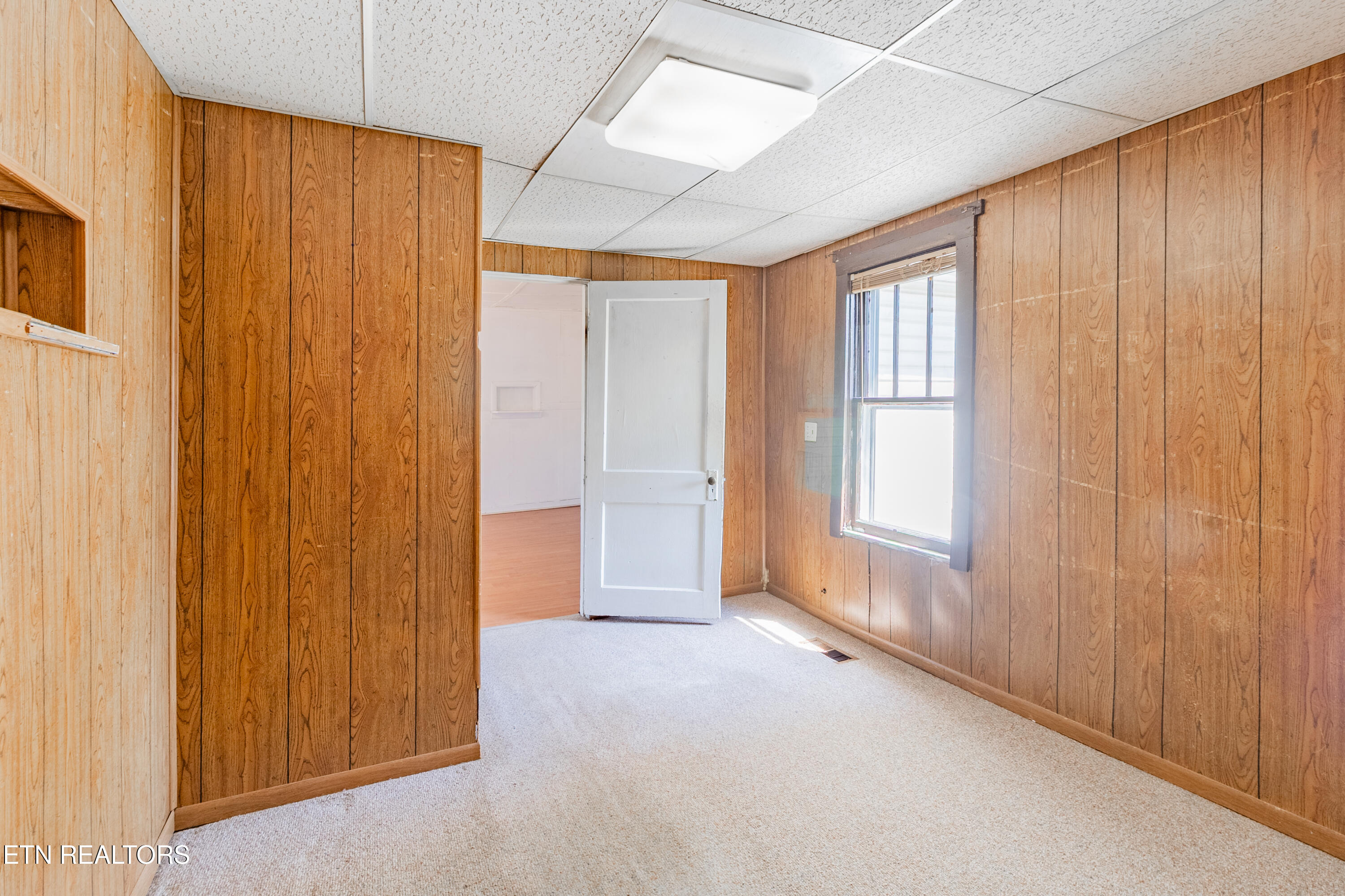 1812 Brook Avenue Maryville TN 37801