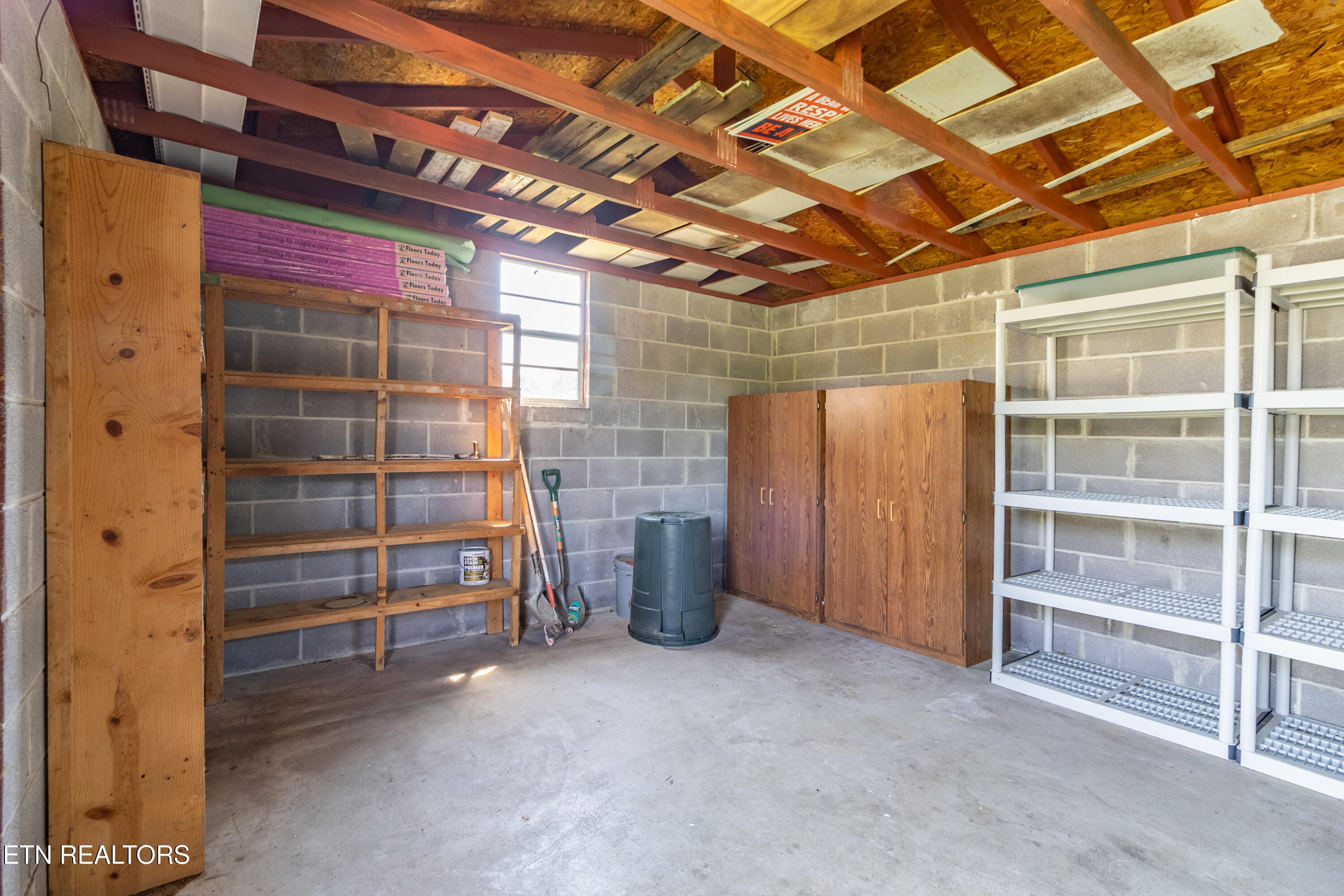 1812 Brook Avenue Maryville TN 37801