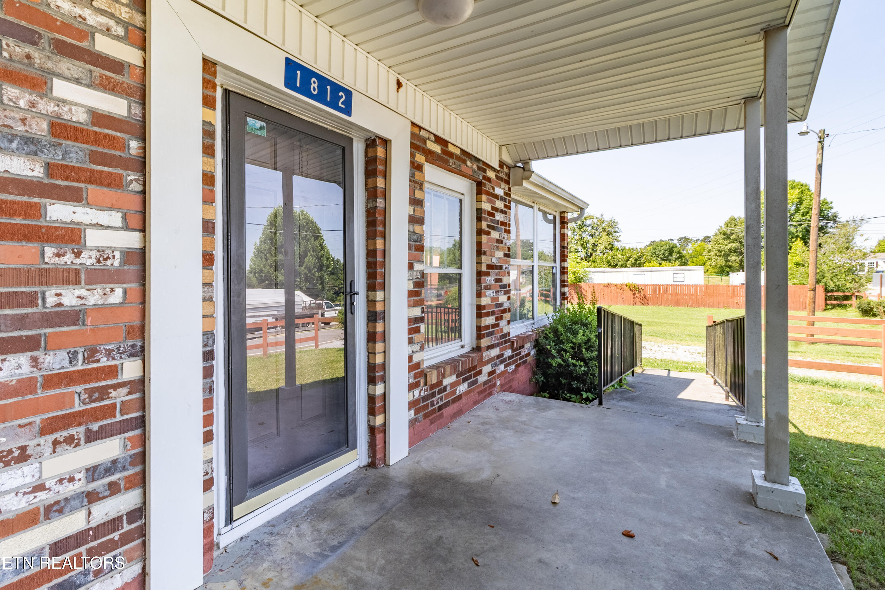 1812 Brook Avenue Maryville TN 37801