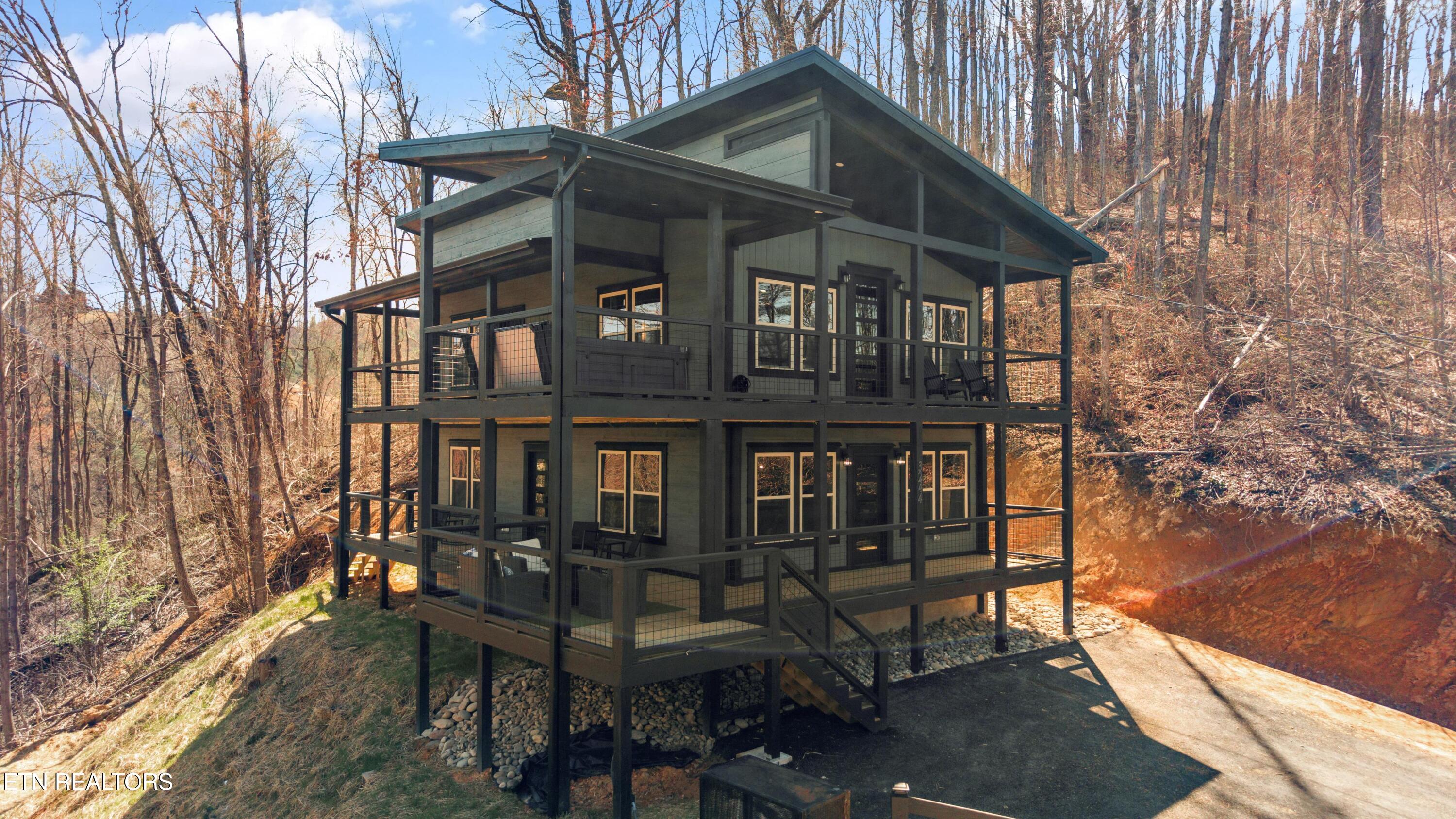 3244 Emerald Springs Loop Sevierville TN 37862