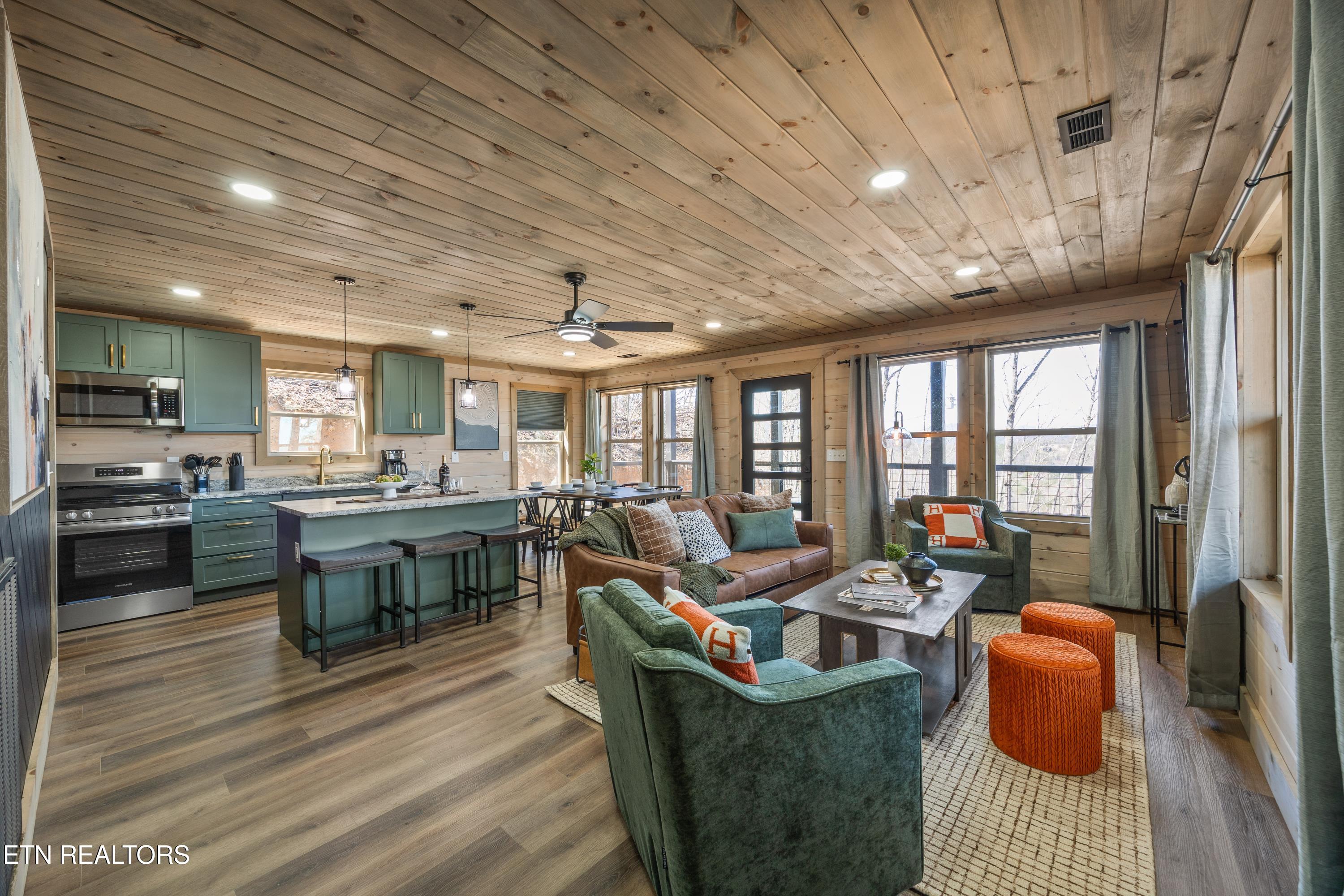 3244 Emerald Springs Loop Sevierville TN 37862