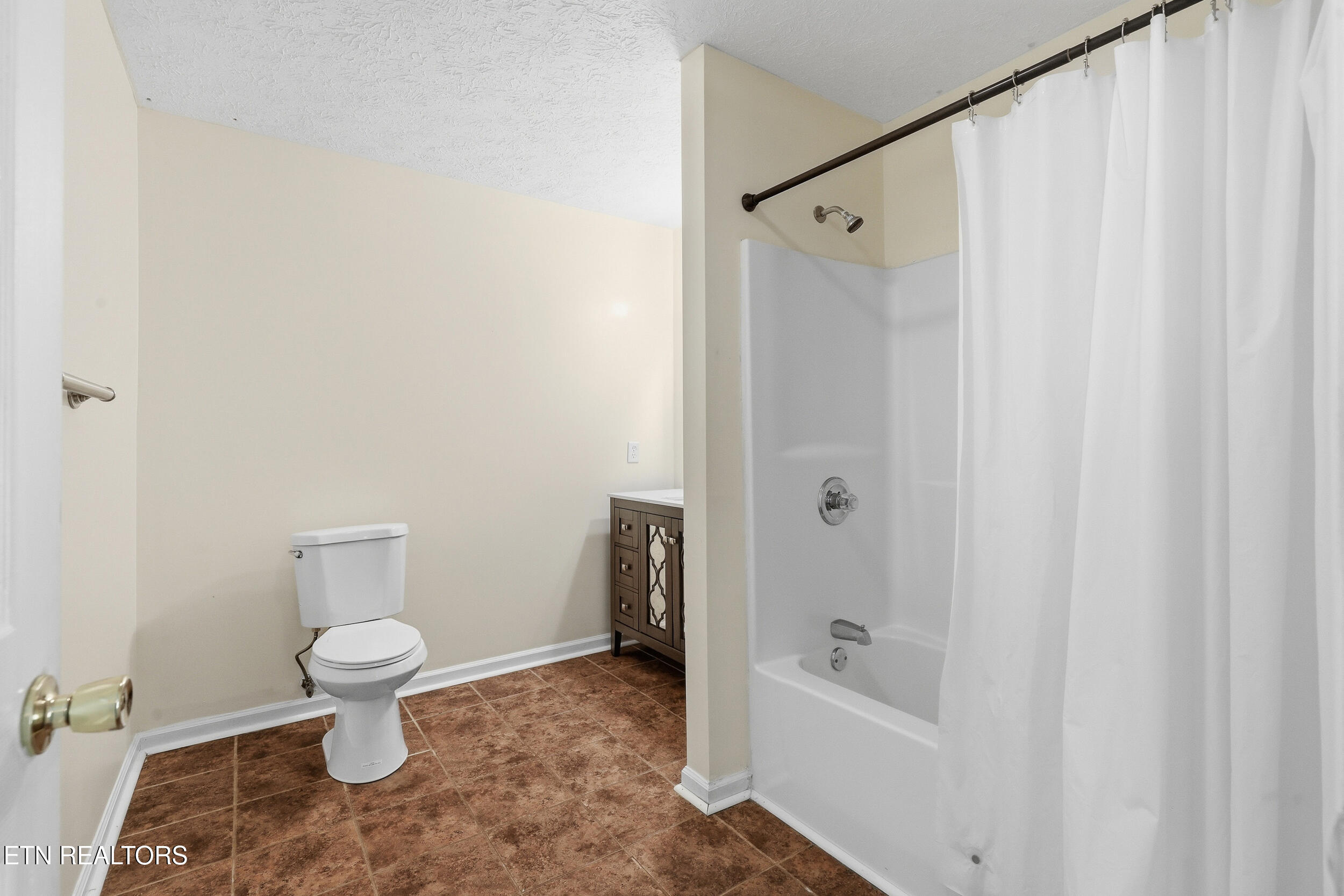 1690 River Bend Road Sevierville TN 37876