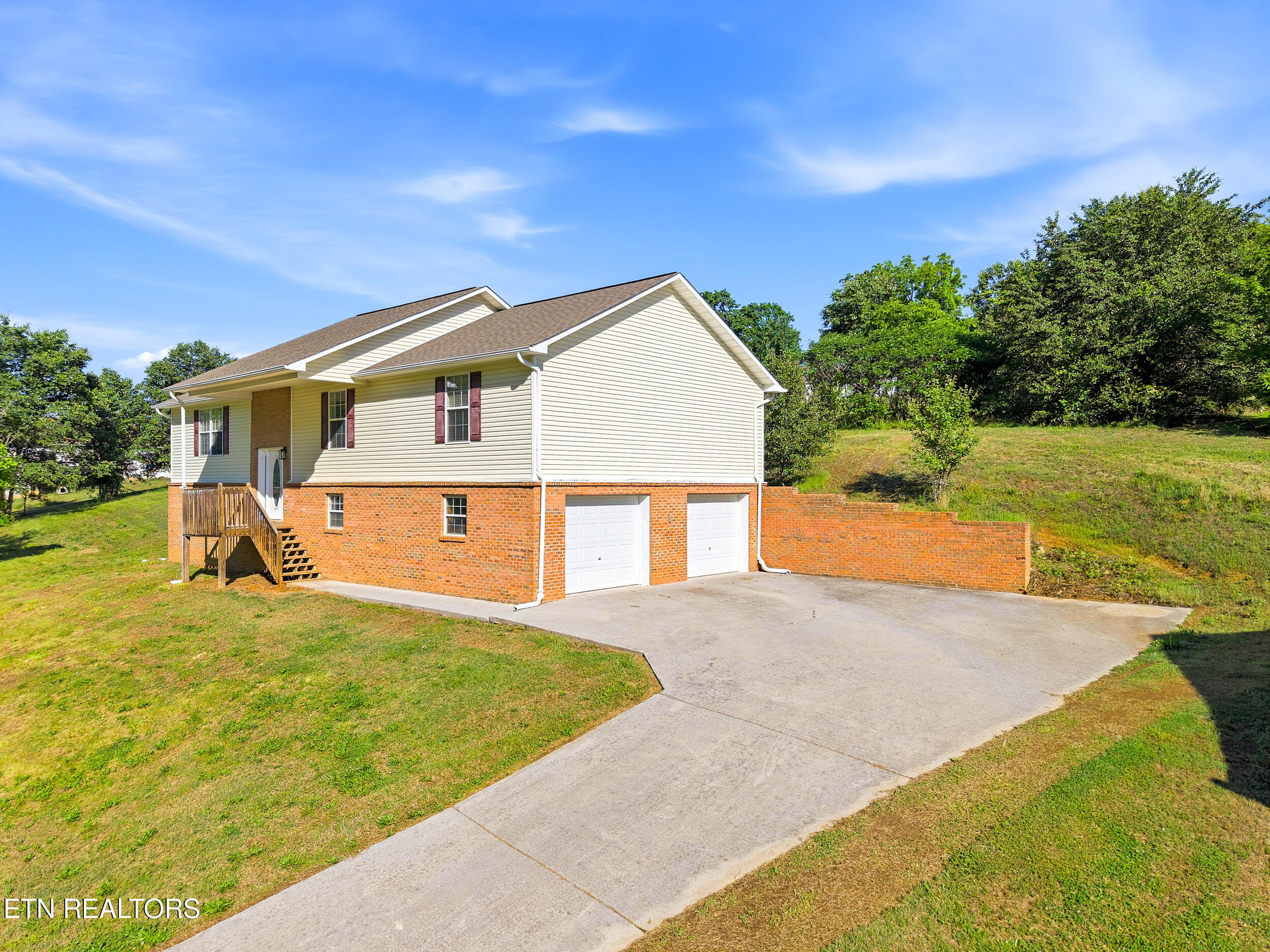 1690 River Bend Road Sevierville TN 37876