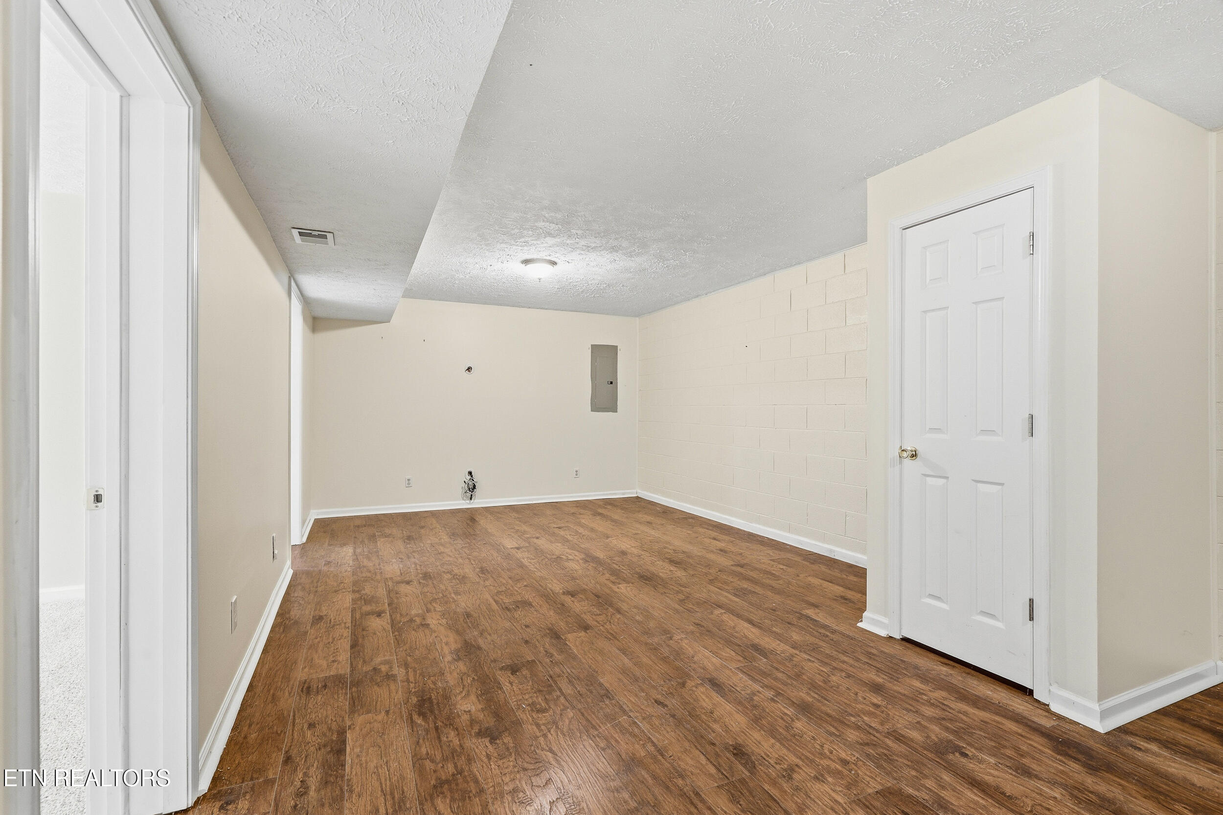 1690 River Bend Road Sevierville TN 37876
