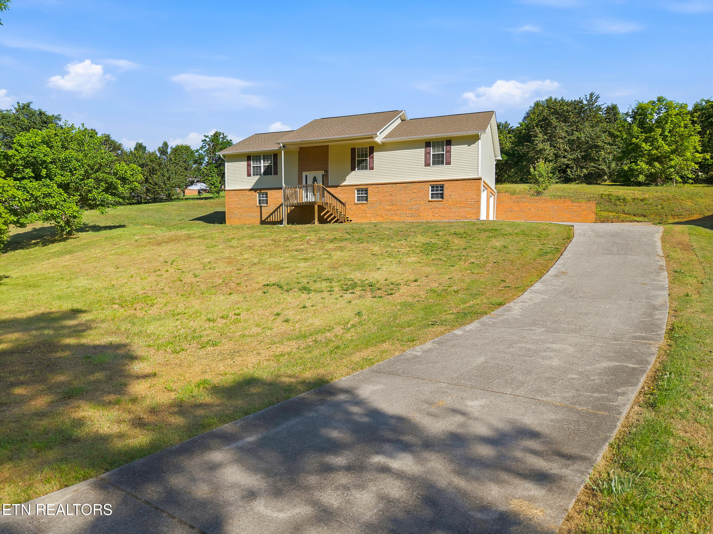 1690 River Bend Road Sevierville TN 37876