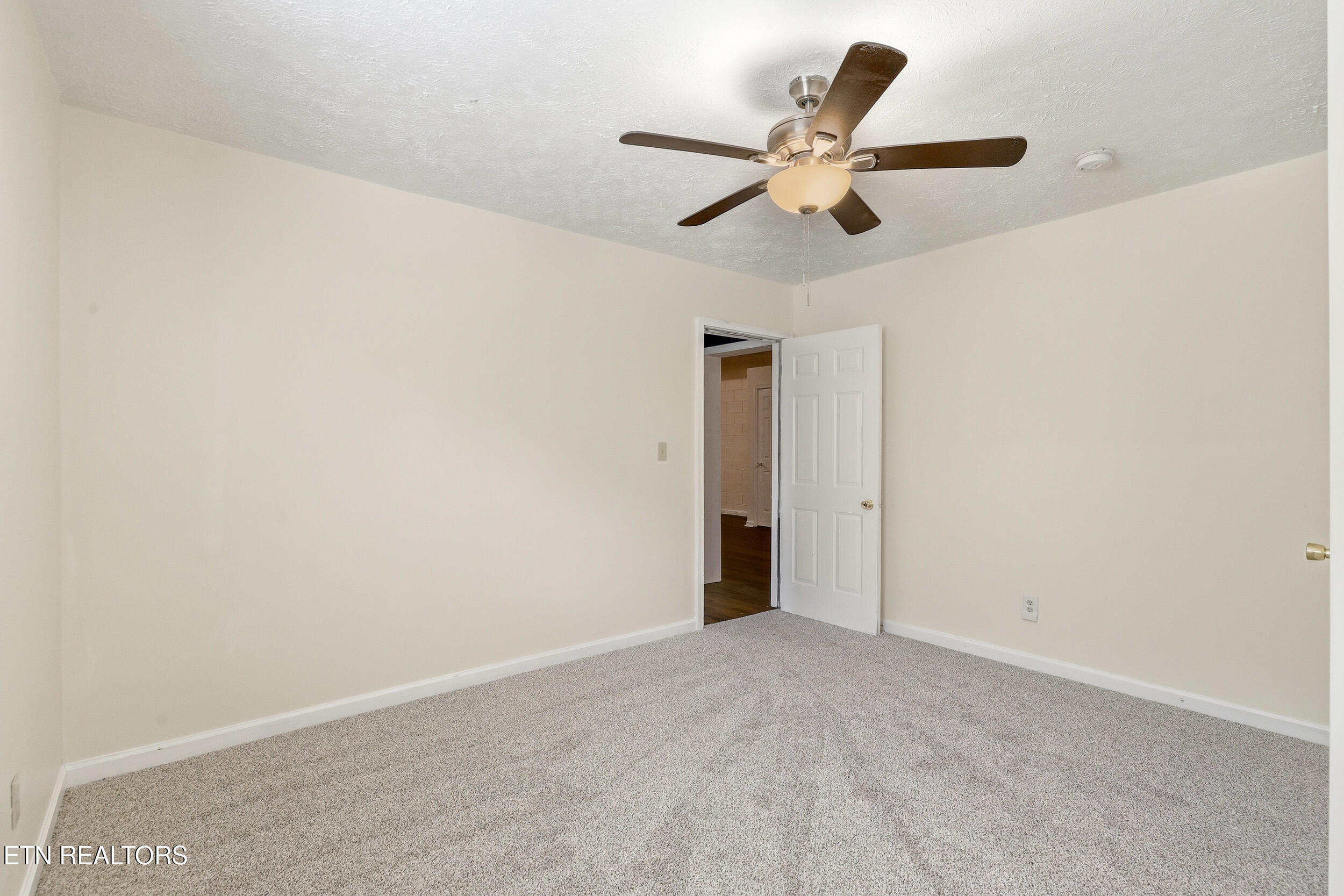 1690 River Bend Road Sevierville TN 37876