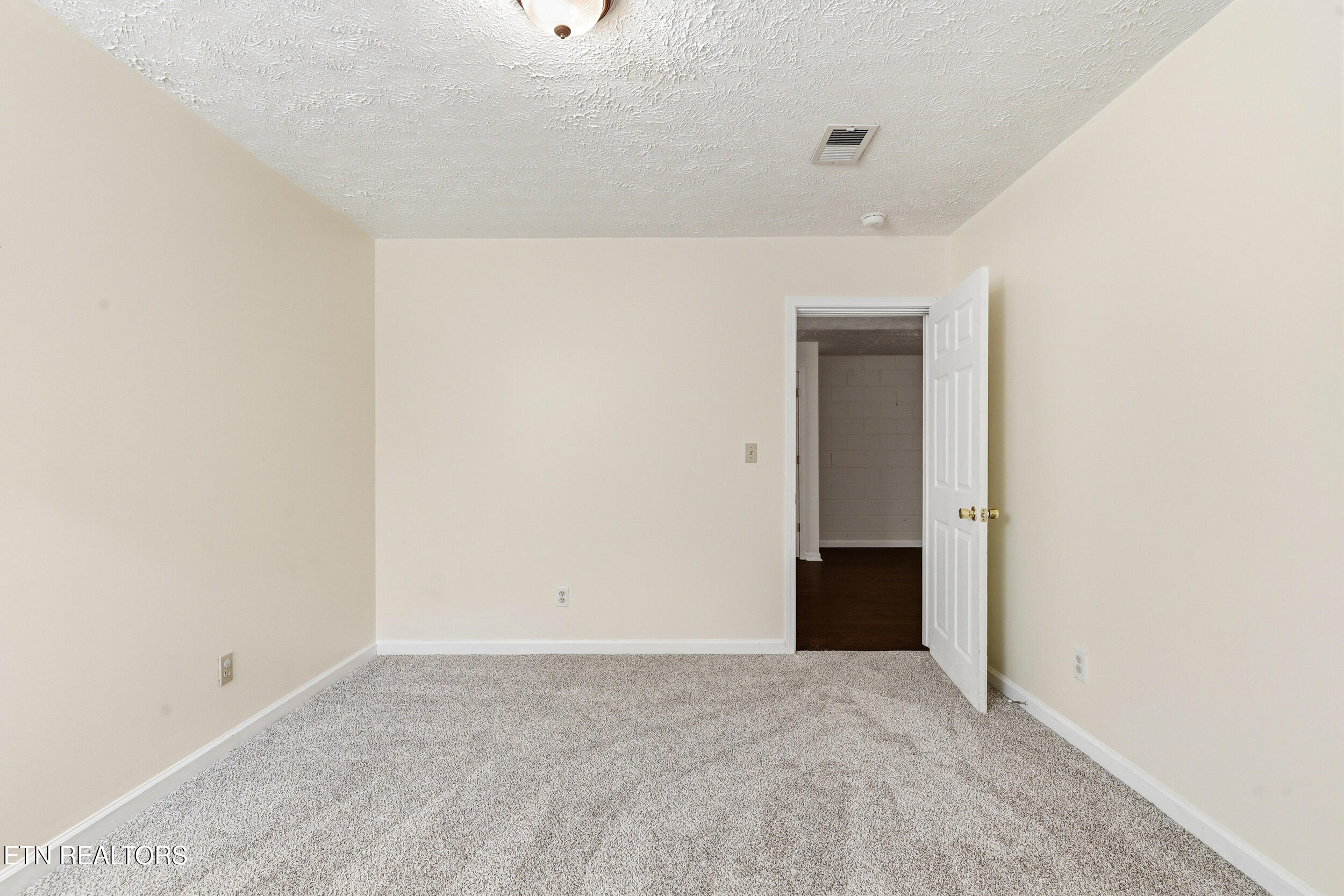 1690 River Bend Road Sevierville TN 37876