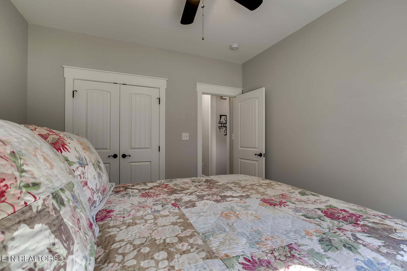 206 Atoka Place Loudon TN 37774