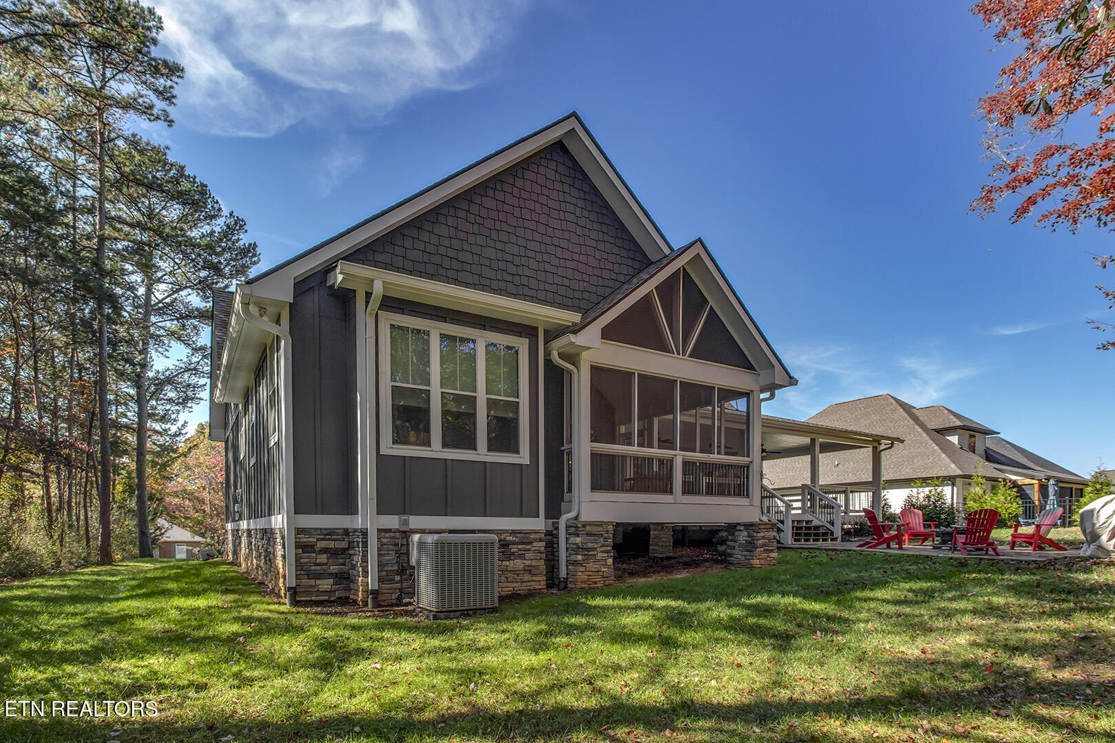 206 Atoka Place Loudon TN 37774