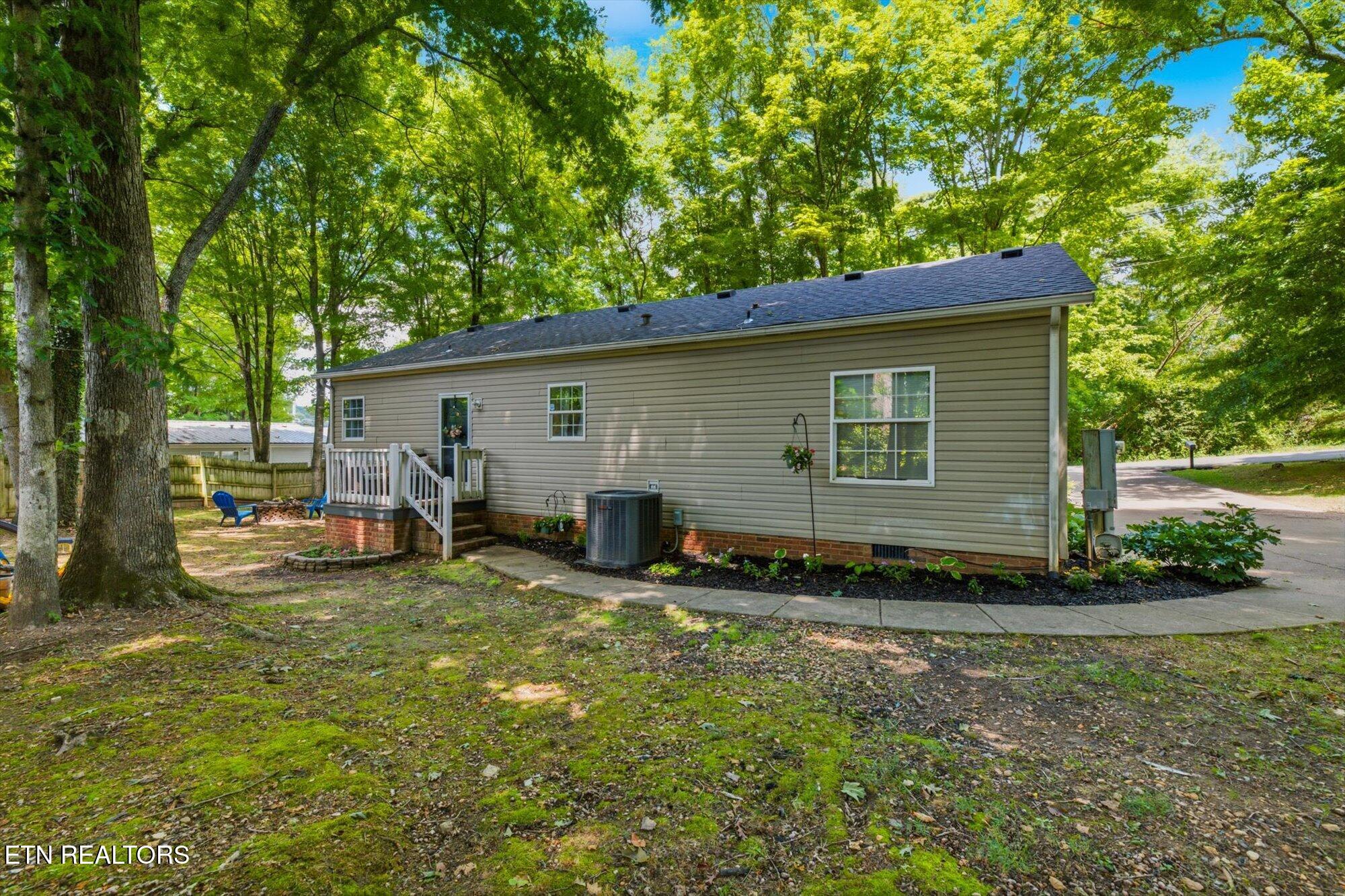 102 Sage Street Athens TN 37303