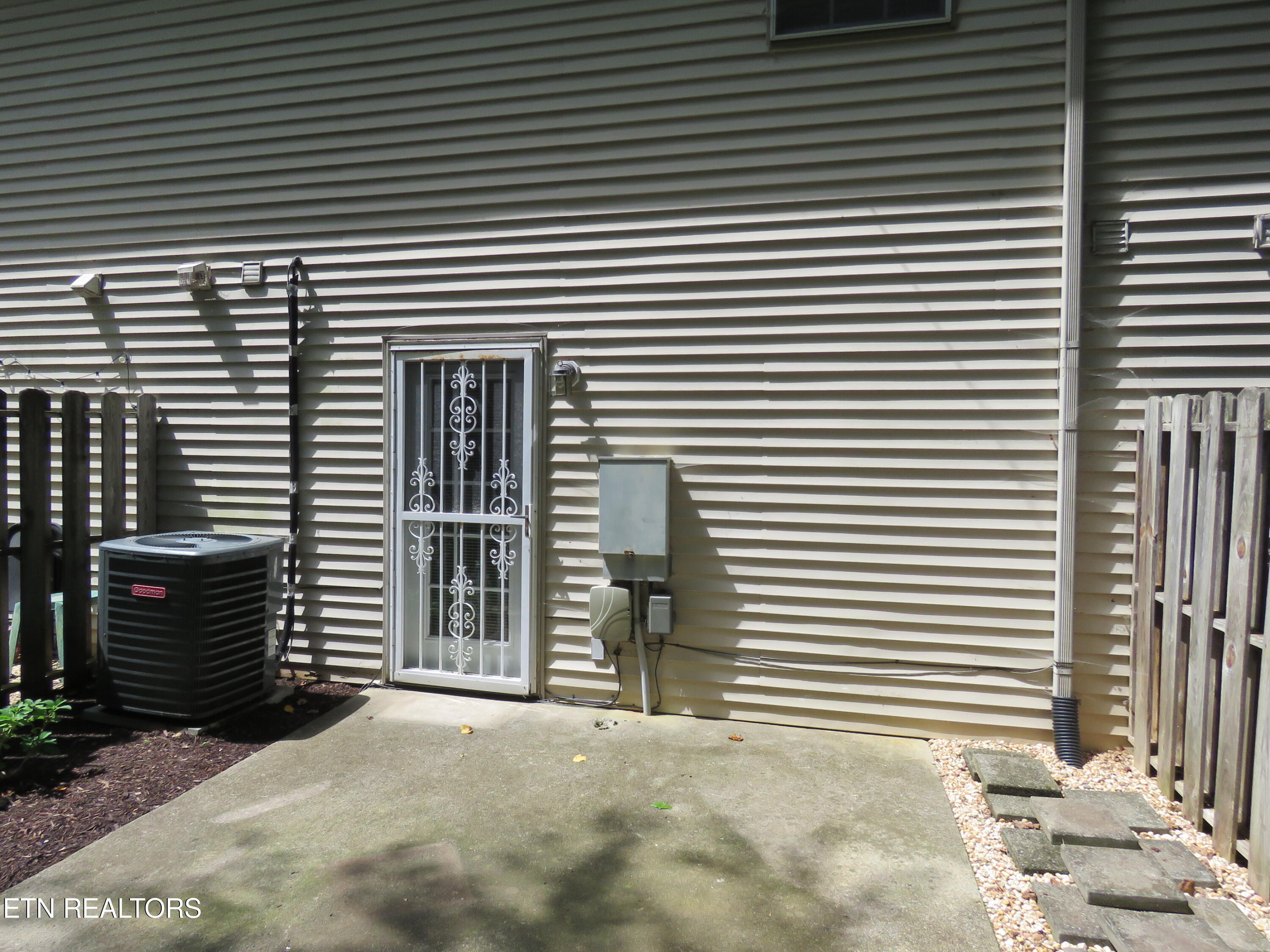 6931 Kings Crossing Way Knoxville TN 37918