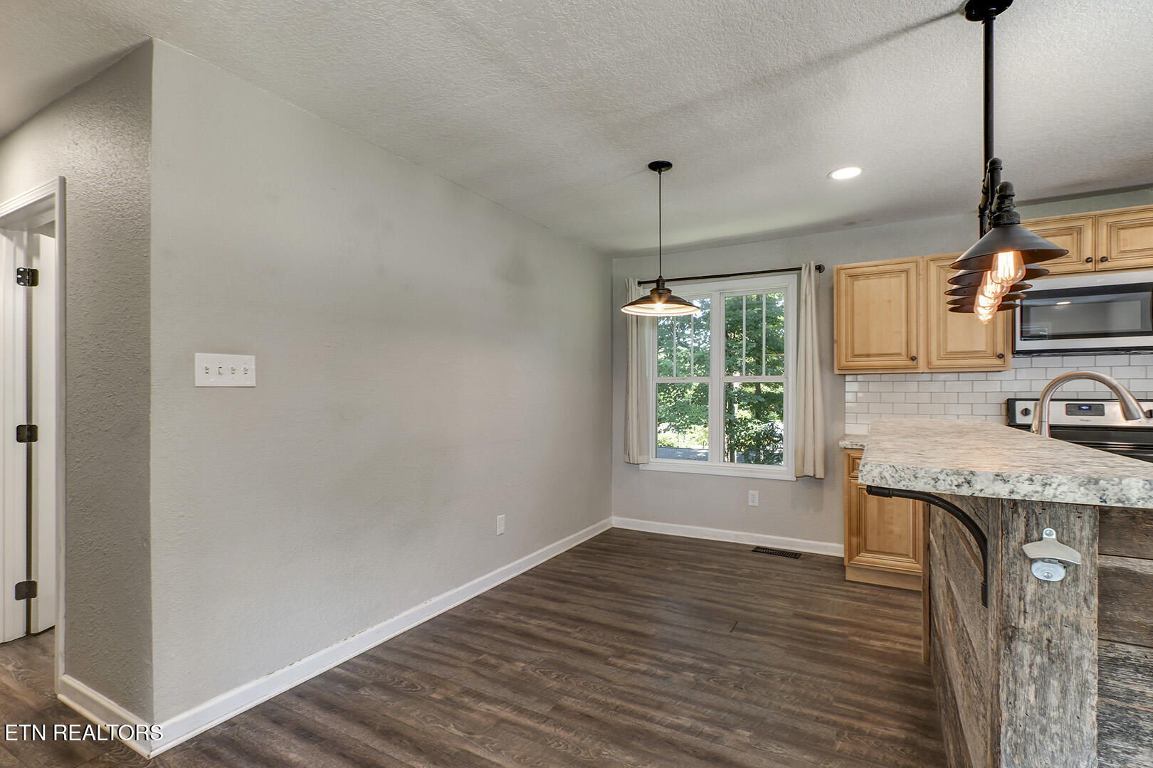 5112 Middle Ridge Lane Knoxville TN 37921