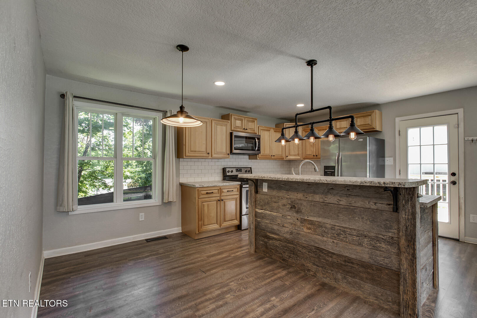 5112 Middle Ridge Lane Knoxville TN 37921