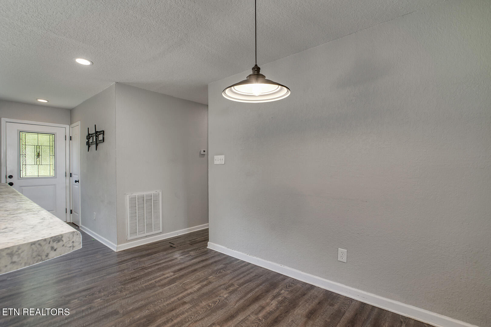5112 Middle Ridge Lane Knoxville TN 37921