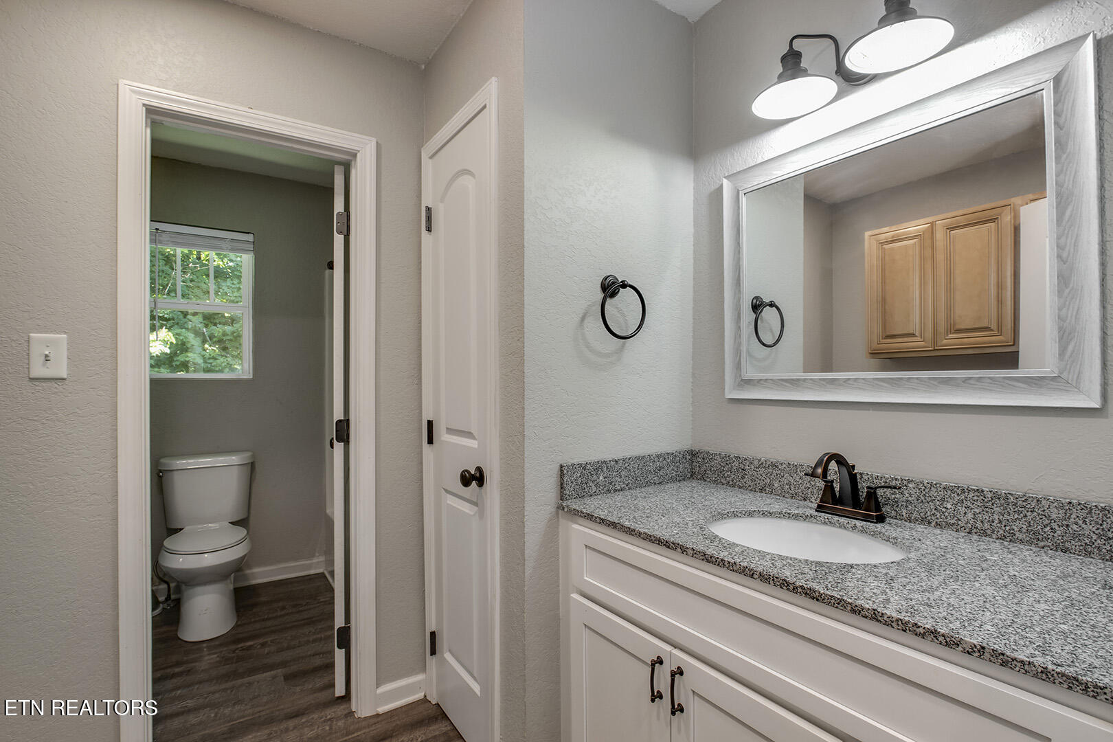 5112 Middle Ridge Lane Knoxville TN 37921