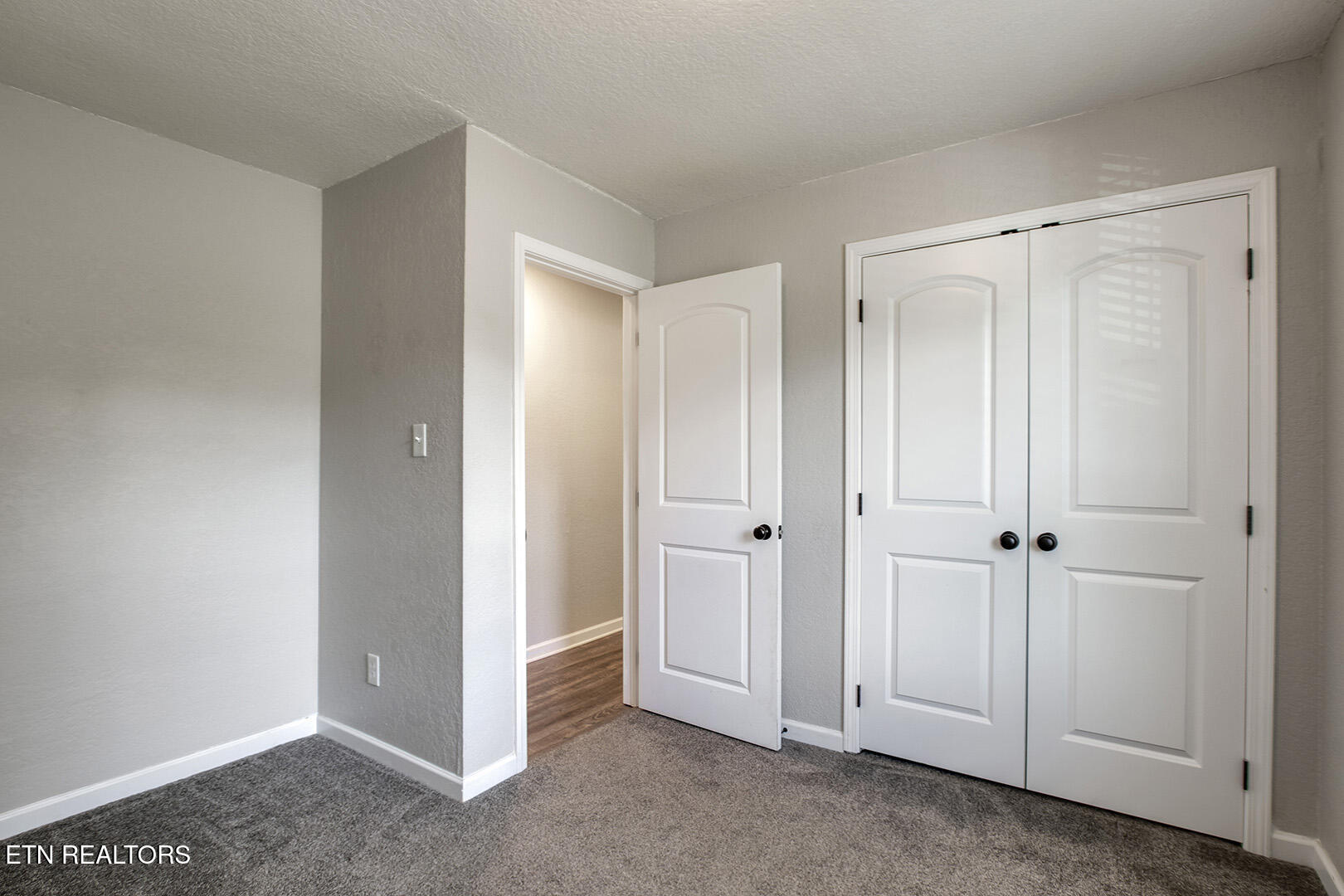 5112 Middle Ridge Lane Knoxville TN 37921