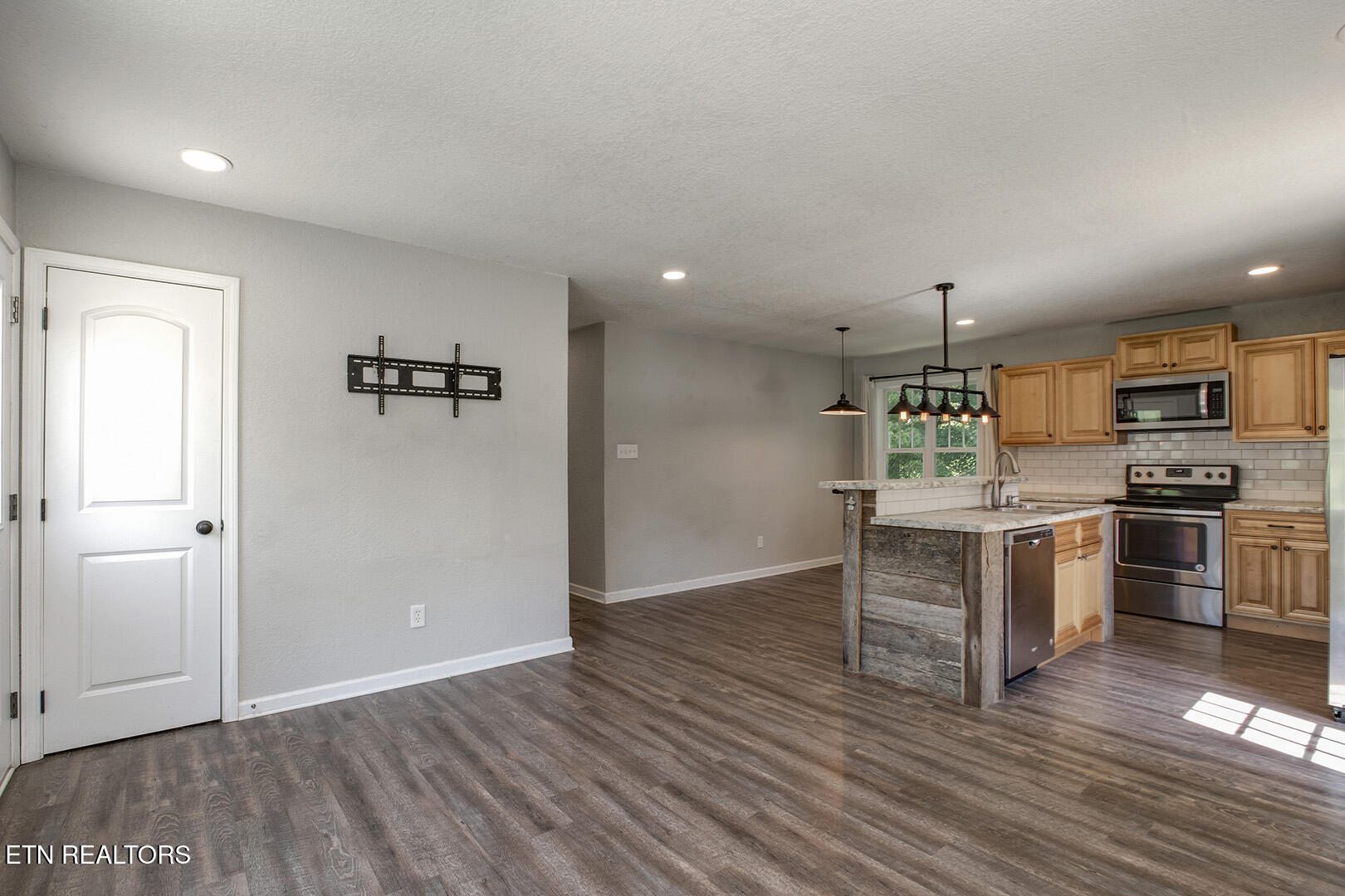 5112 Middle Ridge Lane Knoxville TN 37921