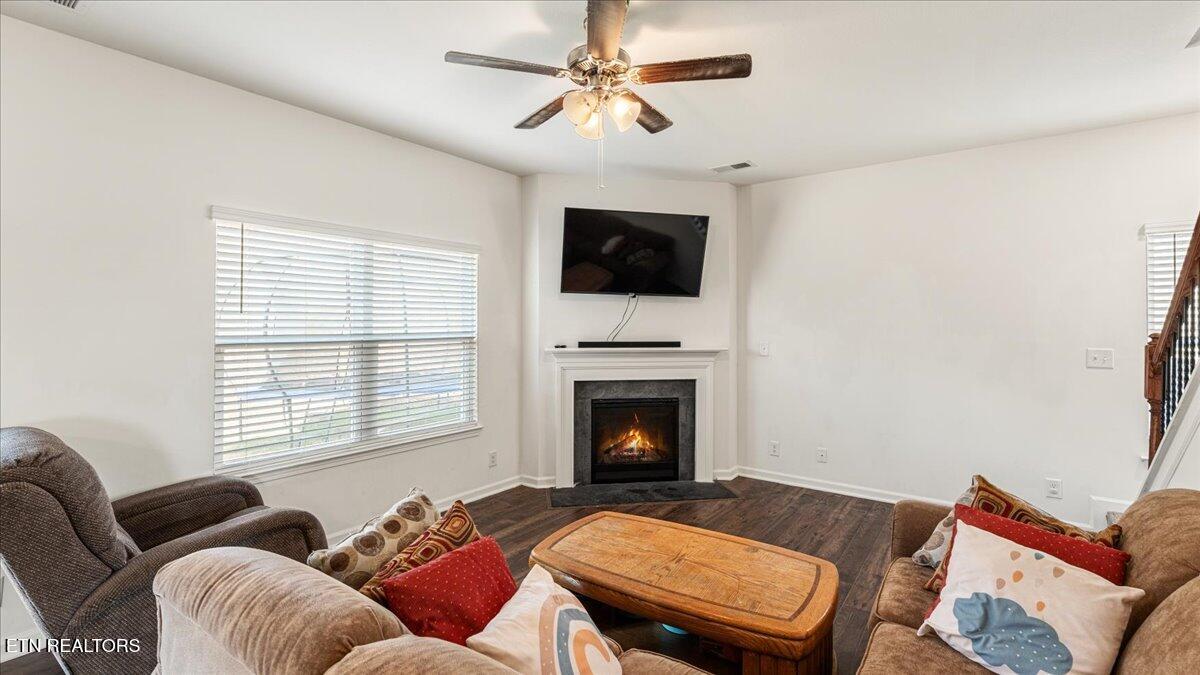 240 Summer Glenn Lane Loudon TN 37774